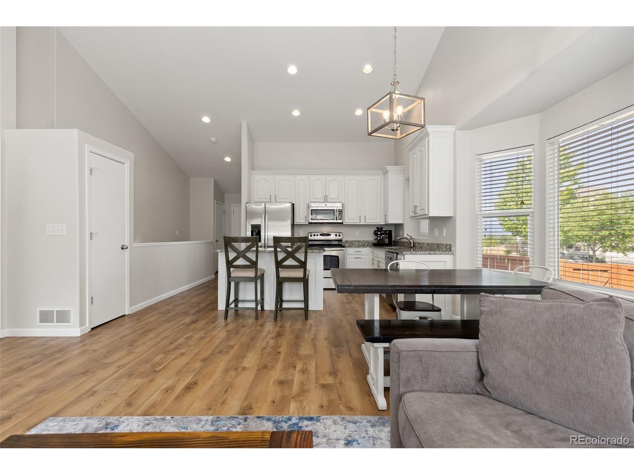 2251 Dogwood Dr