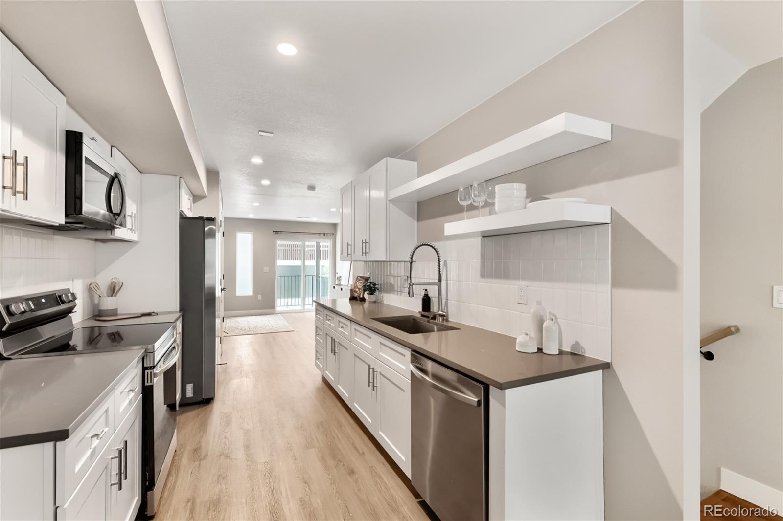 1642 N Lafayette Street Unit: 3