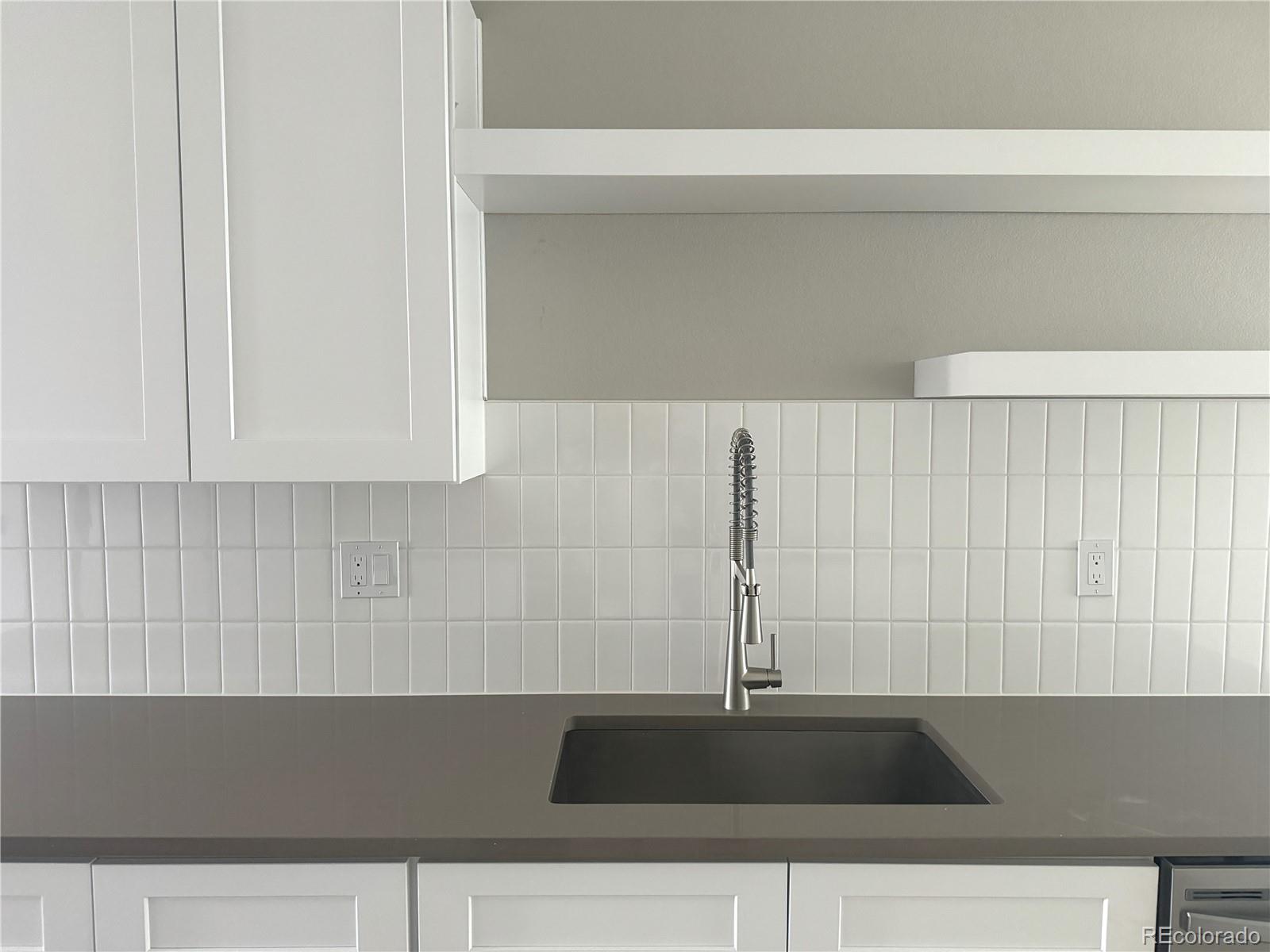 1642 N Lafayette Street Unit: 3