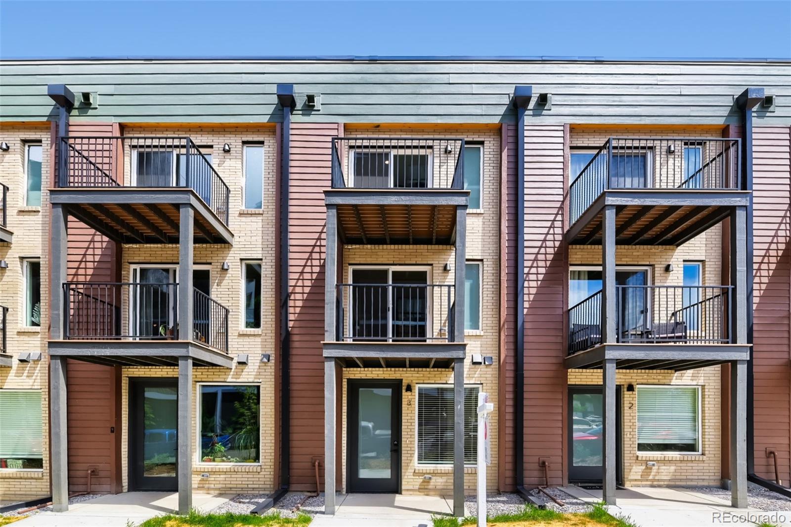 1642 N Lafayette Street Unit: 3