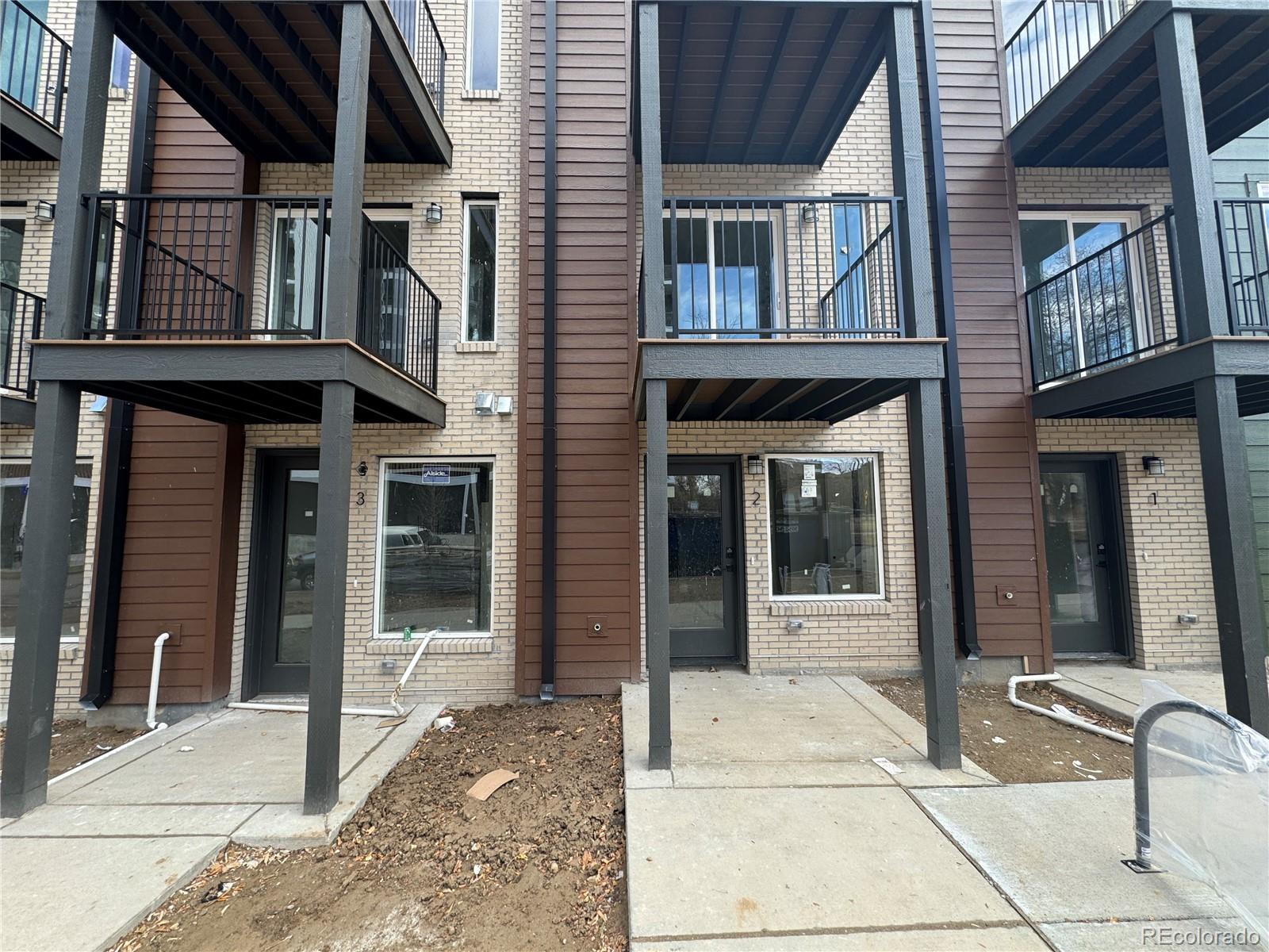 1642 N Lafayette Street Unit: 3