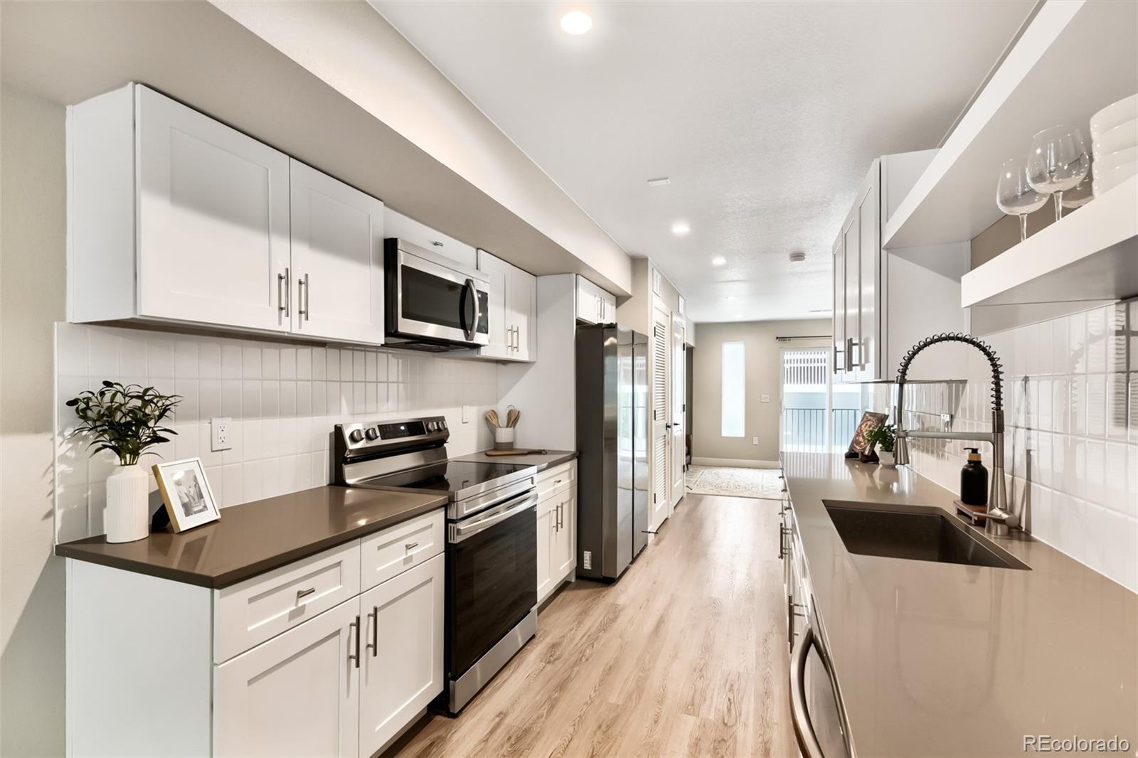 1642 N Lafayette Street Unit: 3