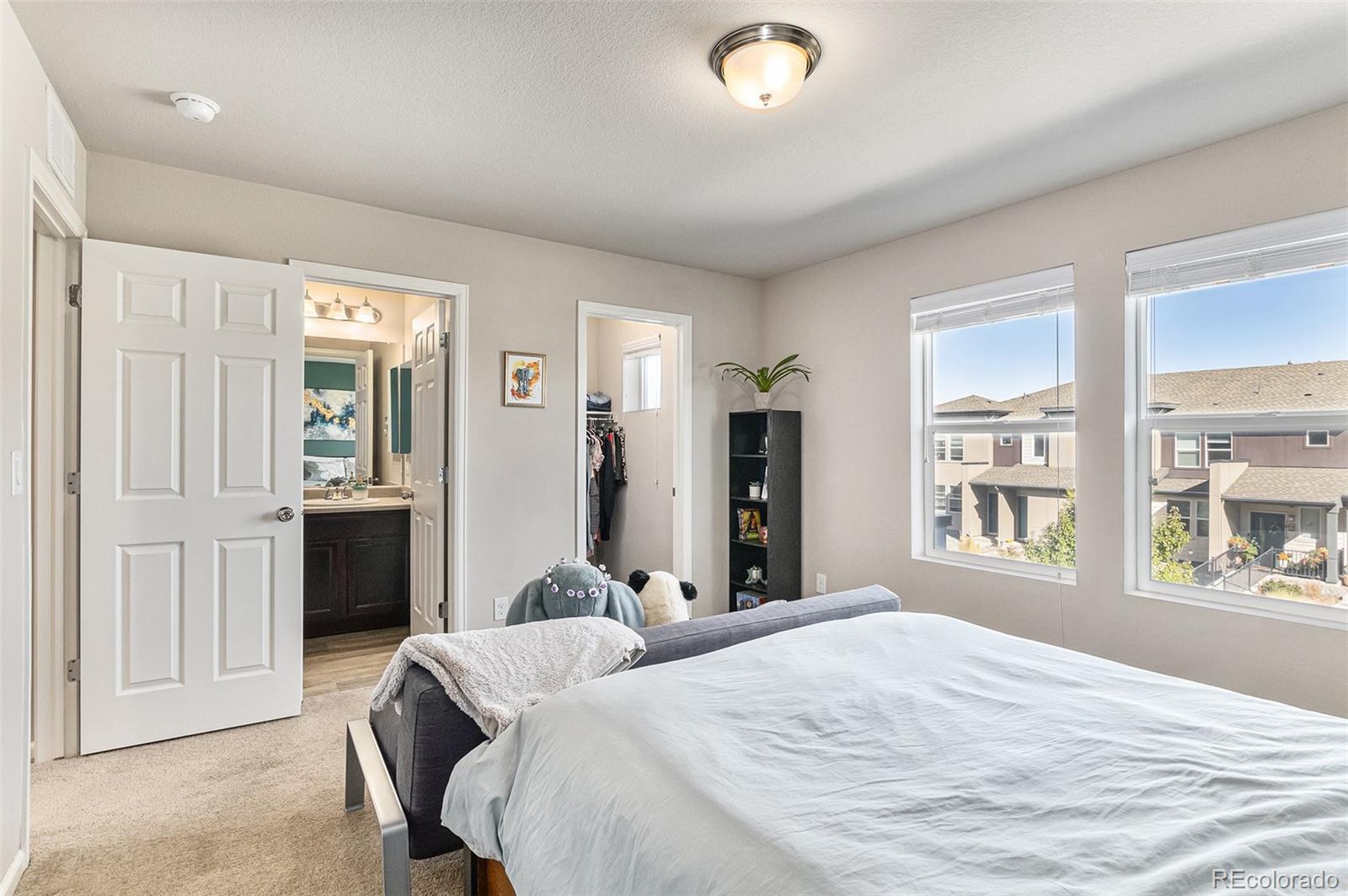 16092 E Warner Place