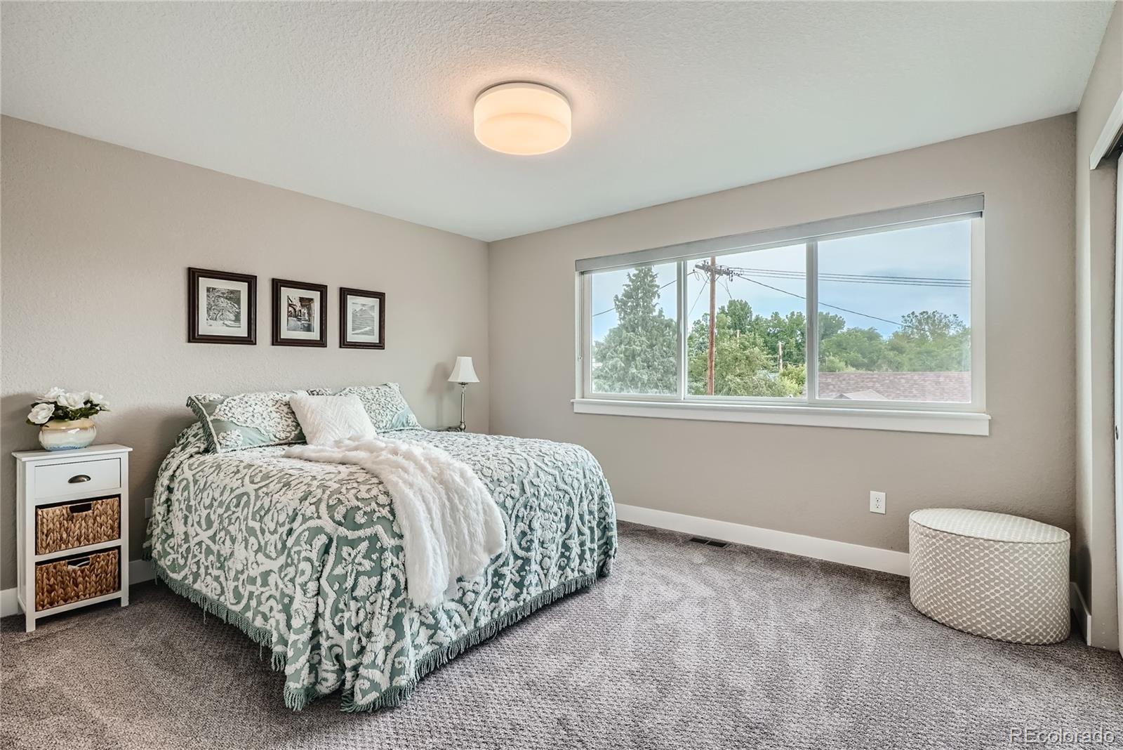 8682 W 49th Place