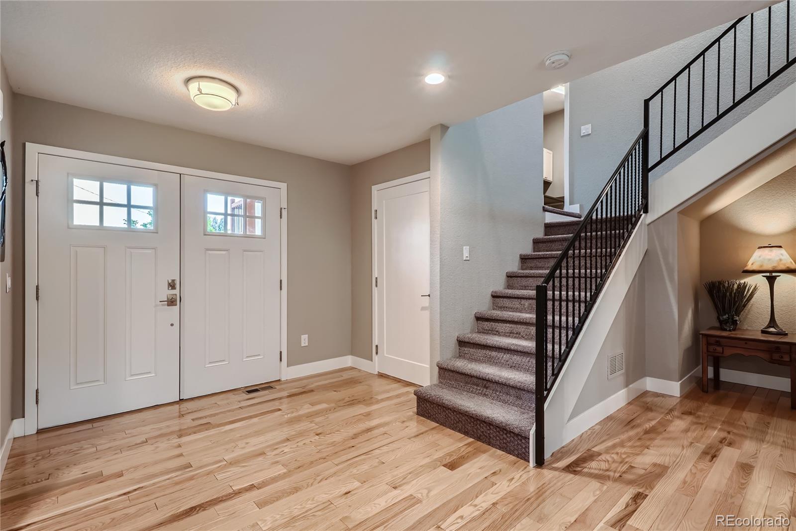 8682 W 49th Place