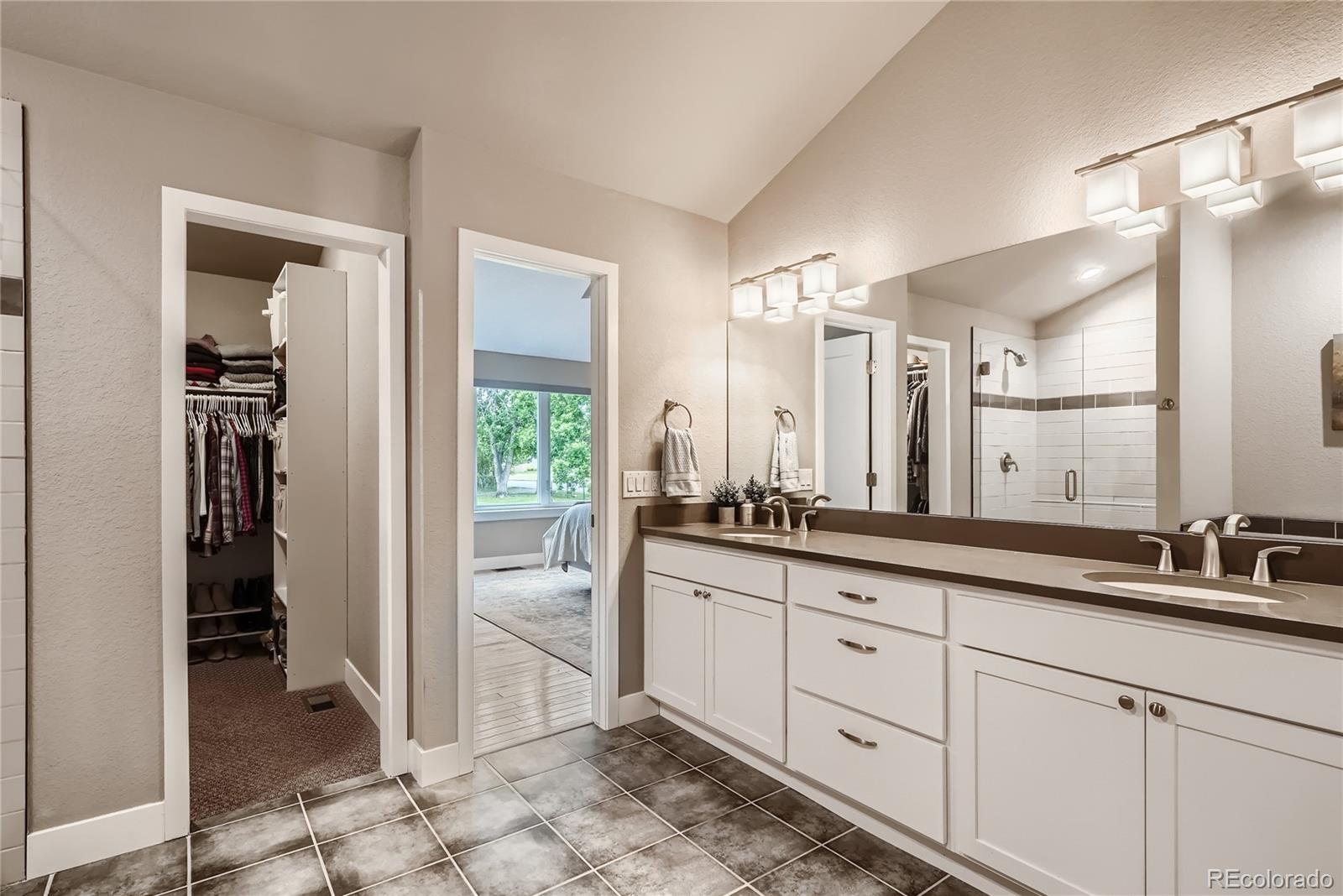 8682 W 49th Place