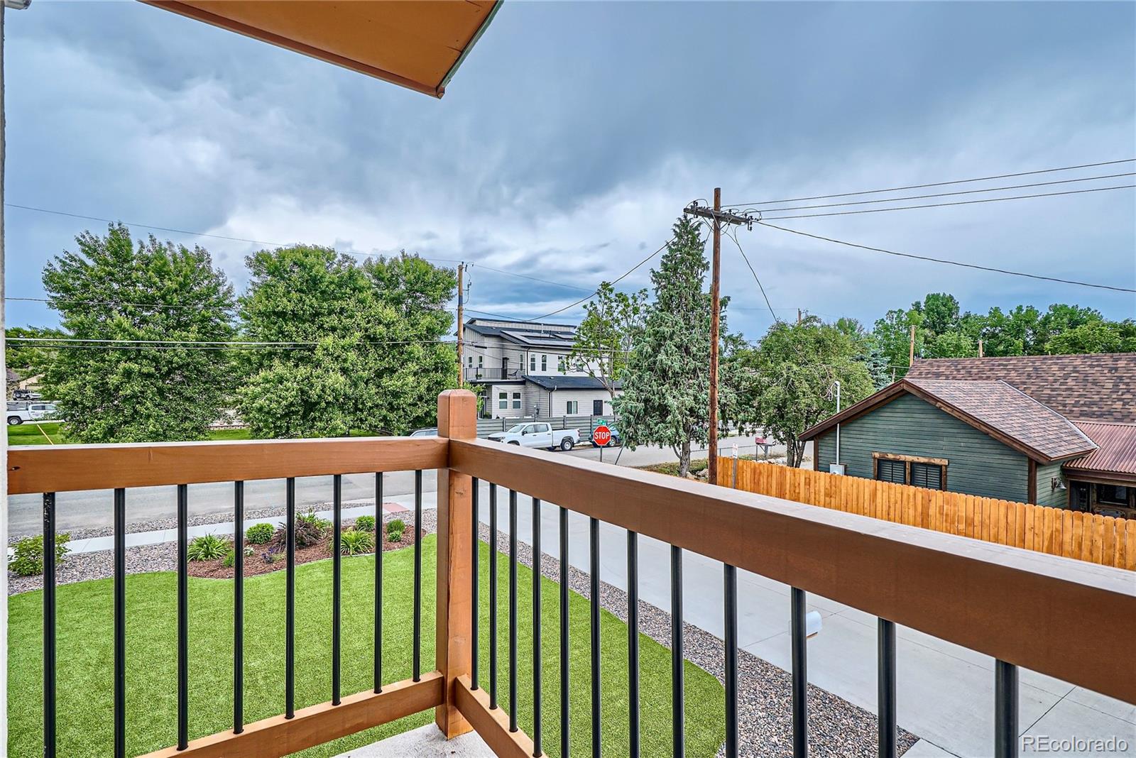 8682 W 49th Place