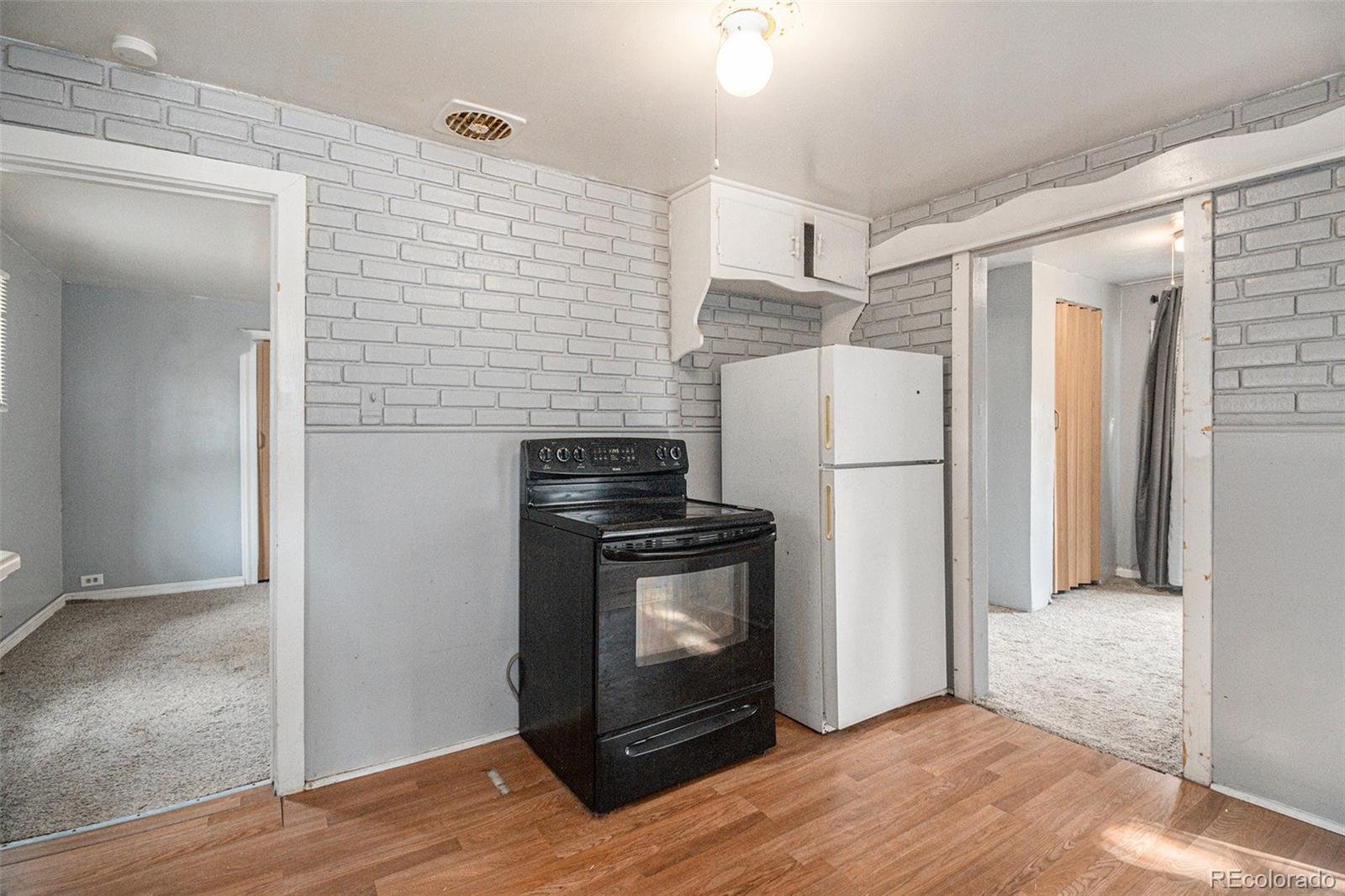637 Knox Court