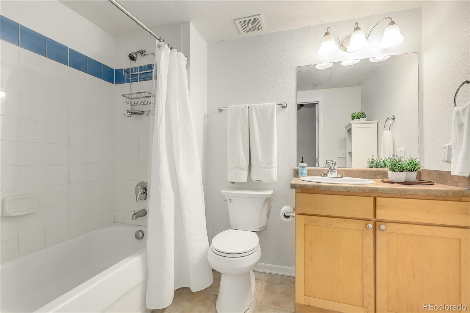 1623 Saint Paul Street Unit: 209