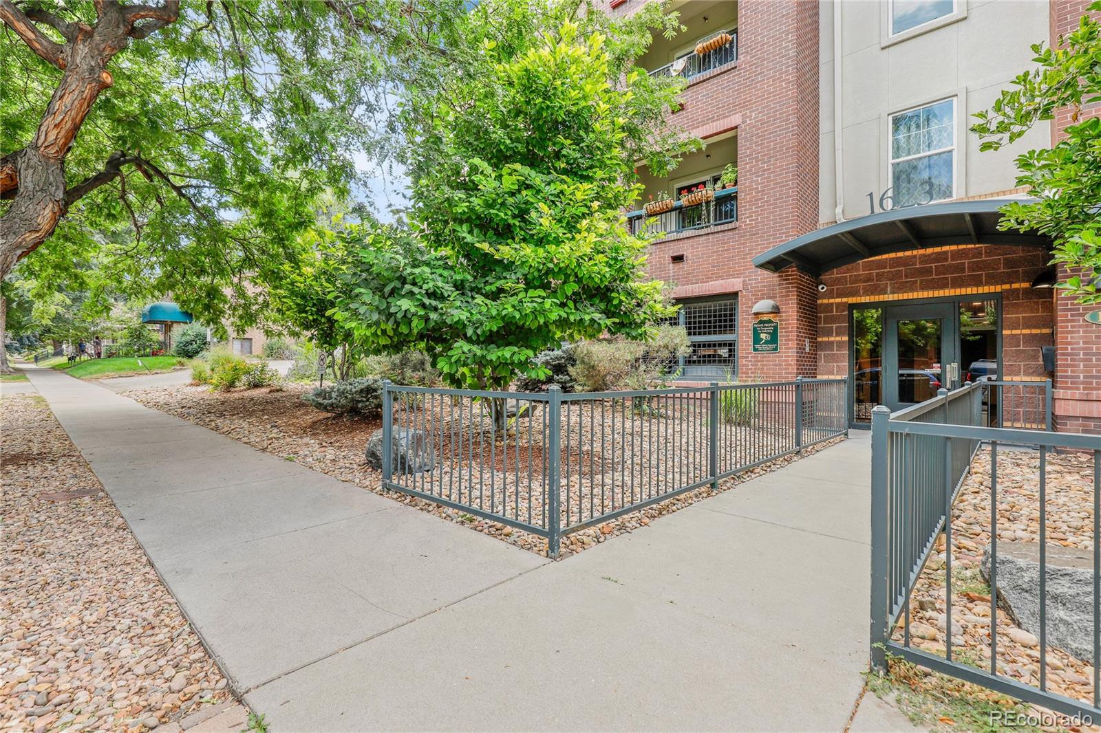 1623 Saint Paul Street Unit: 209
