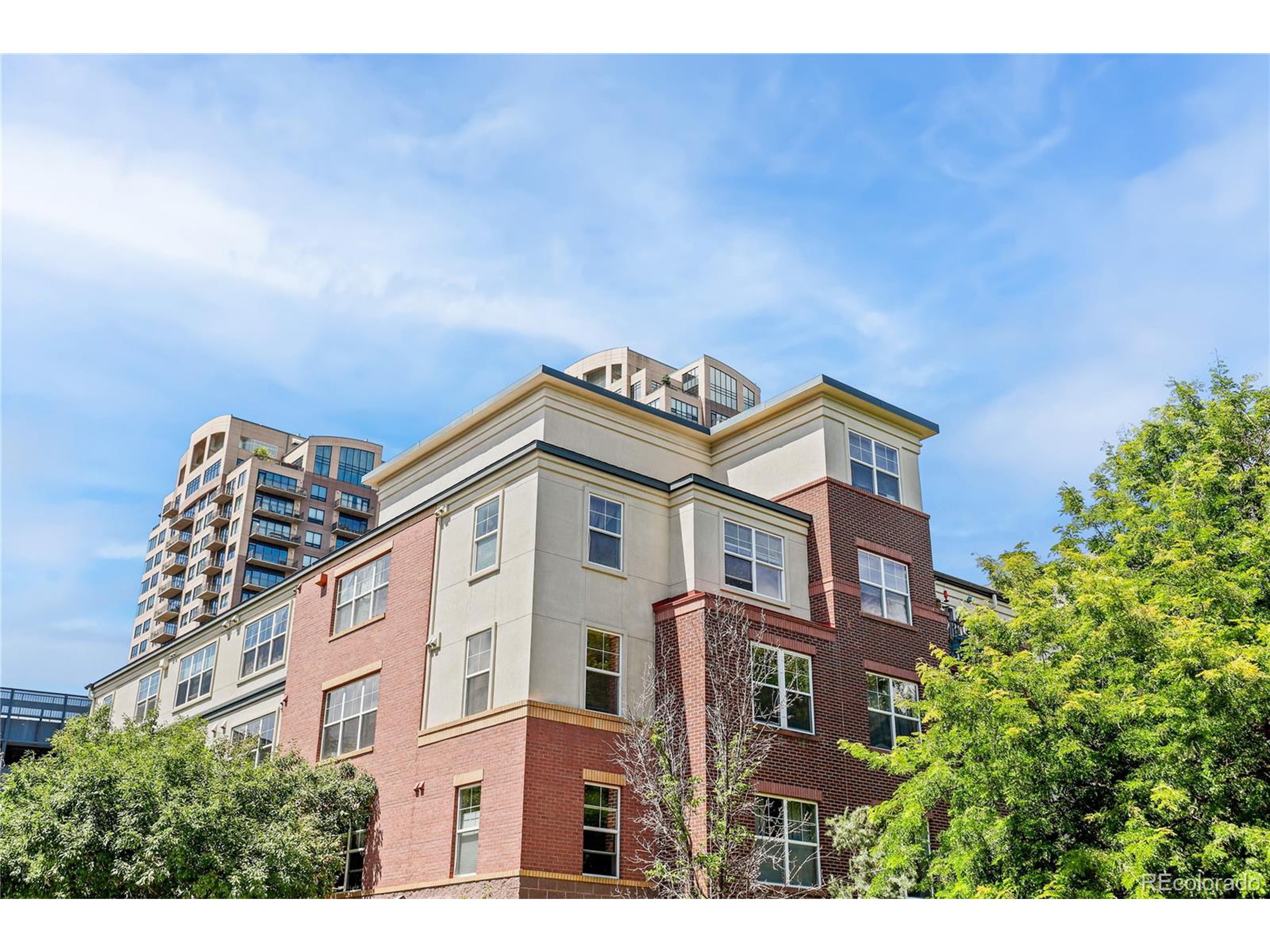 1623 Saint Paul St 209