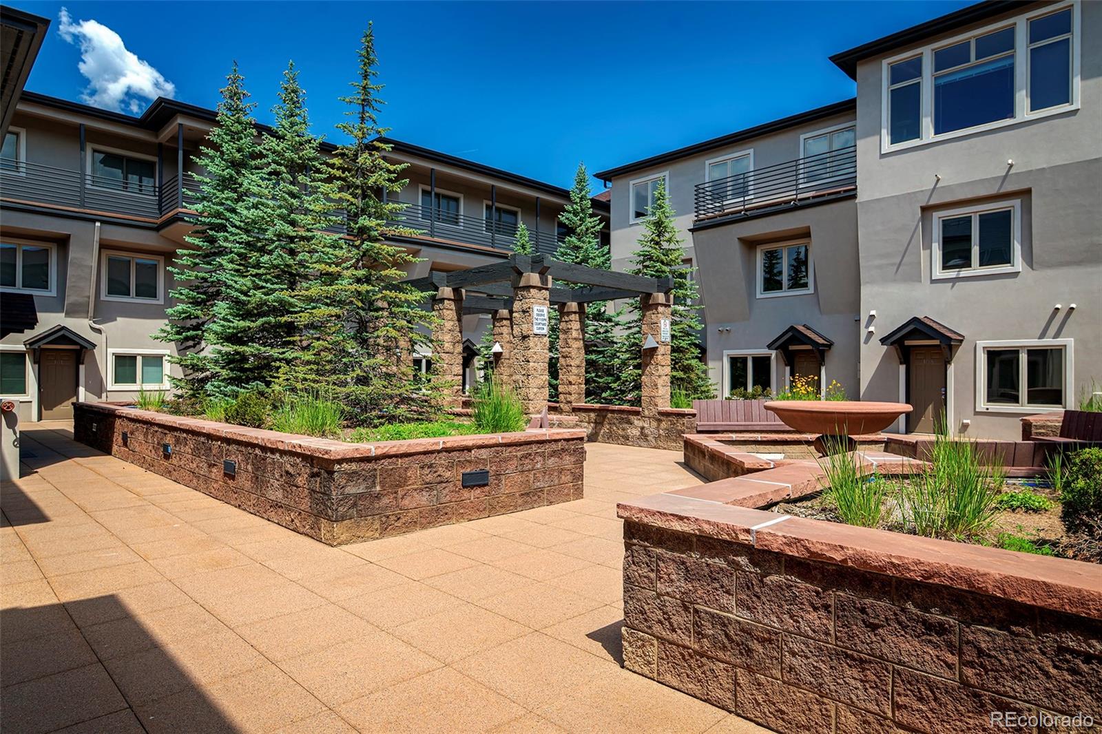 2800 Aurora Avenue Unit: 121