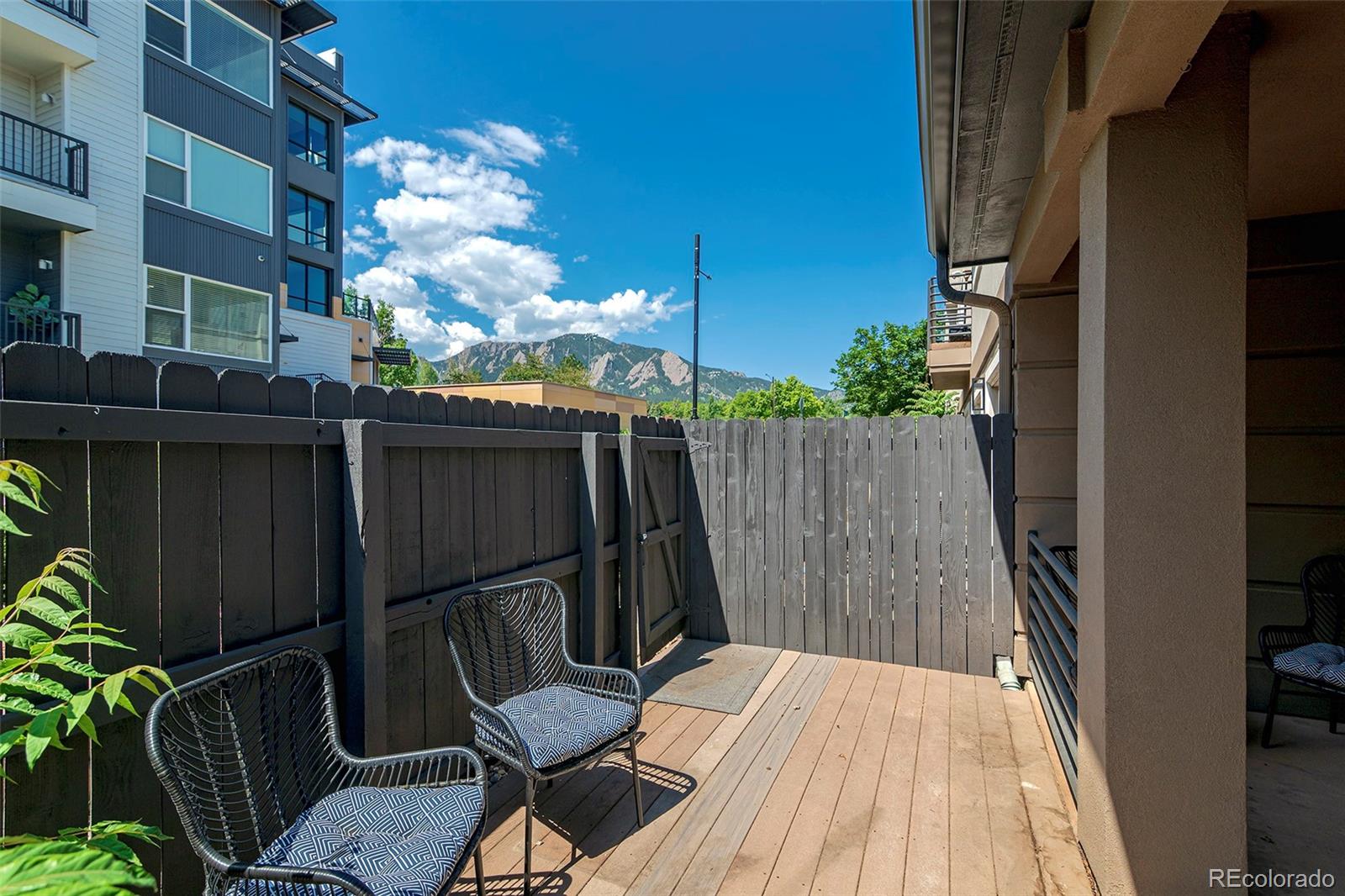 2800 Aurora Avenue Unit: 121