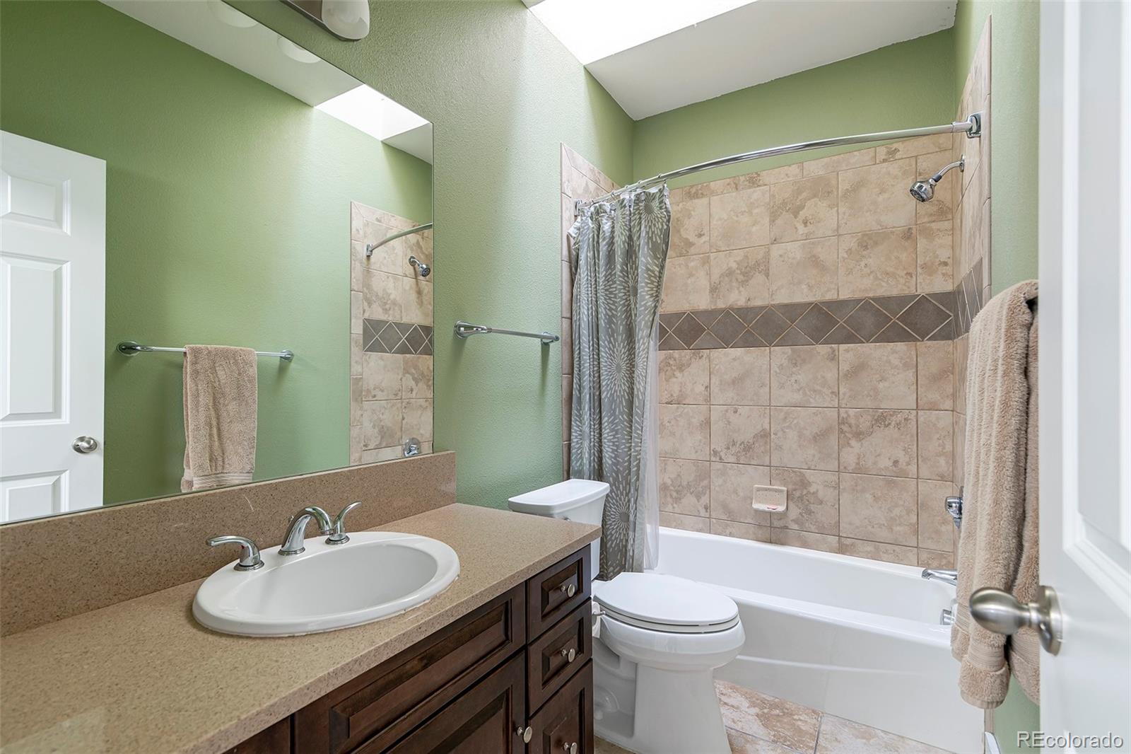 2800 Aurora Avenue Unit: 121