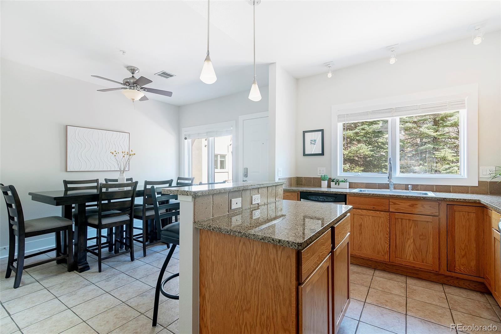 2800 Aurora Avenue Unit: 121