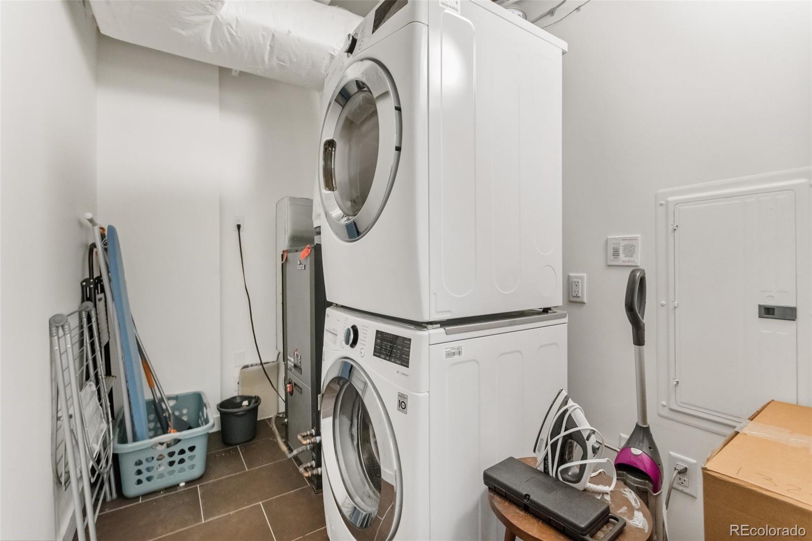 1750 Wewatta Street Unit: 1325