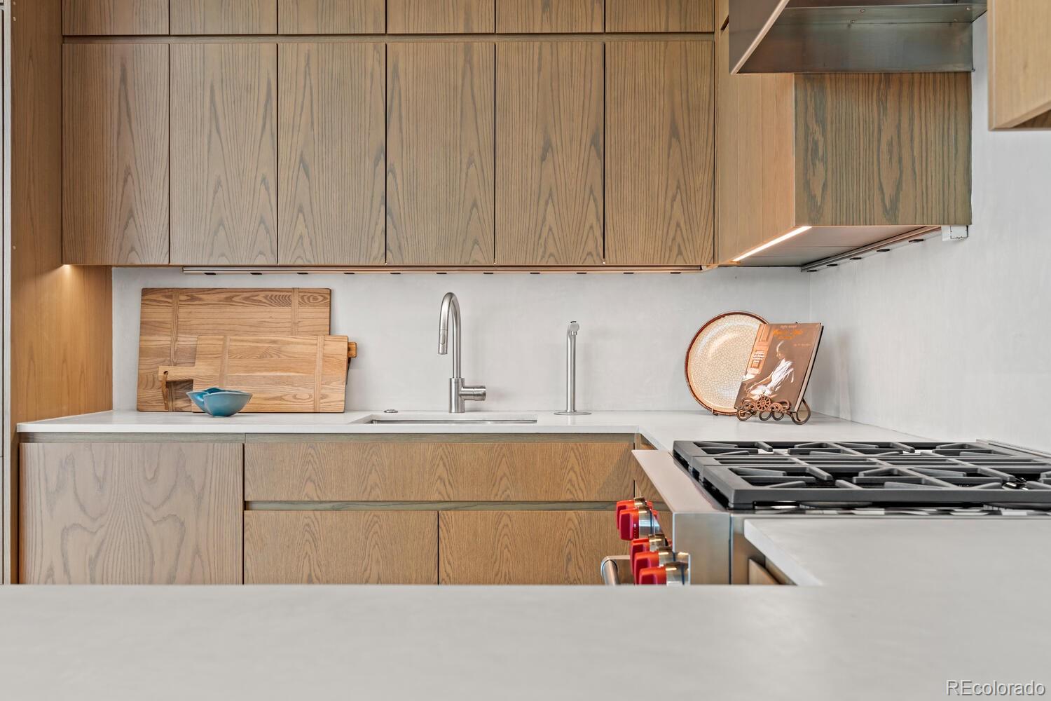1700 Bassett Street Unit: 2214