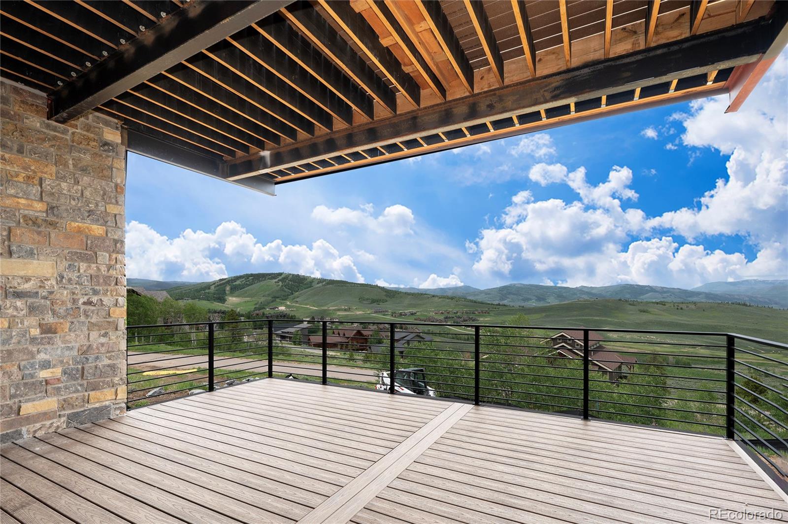 334 Thunderbolt Drive