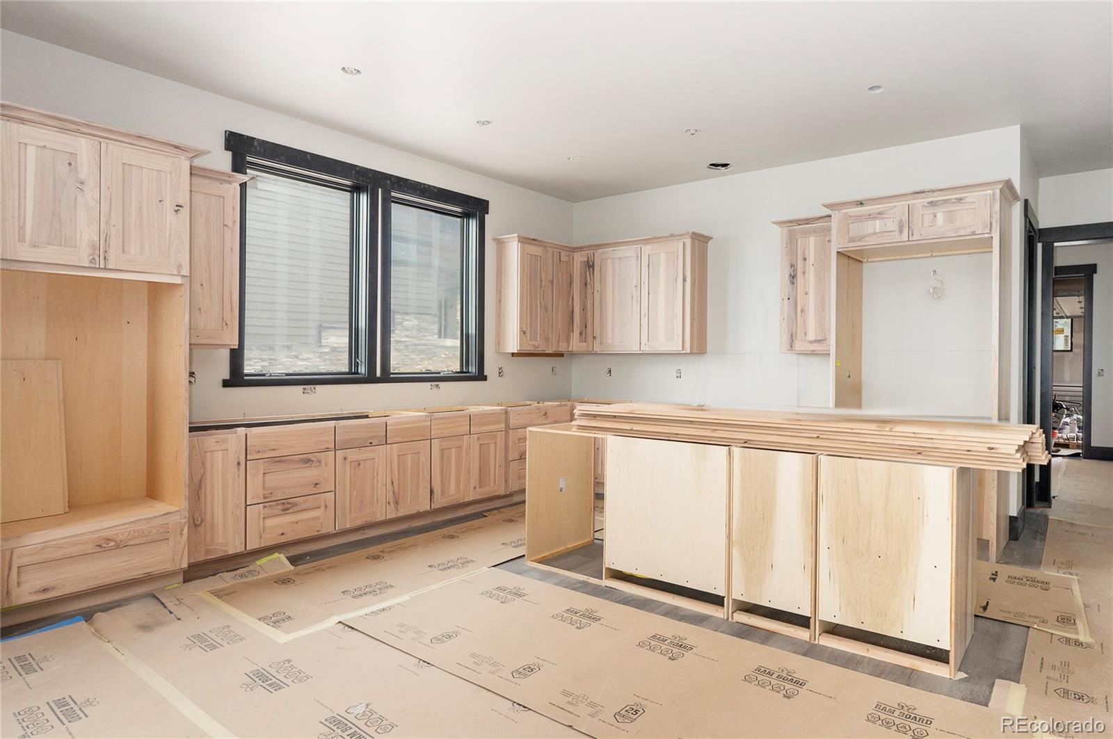 334 Thunderbolt Drive