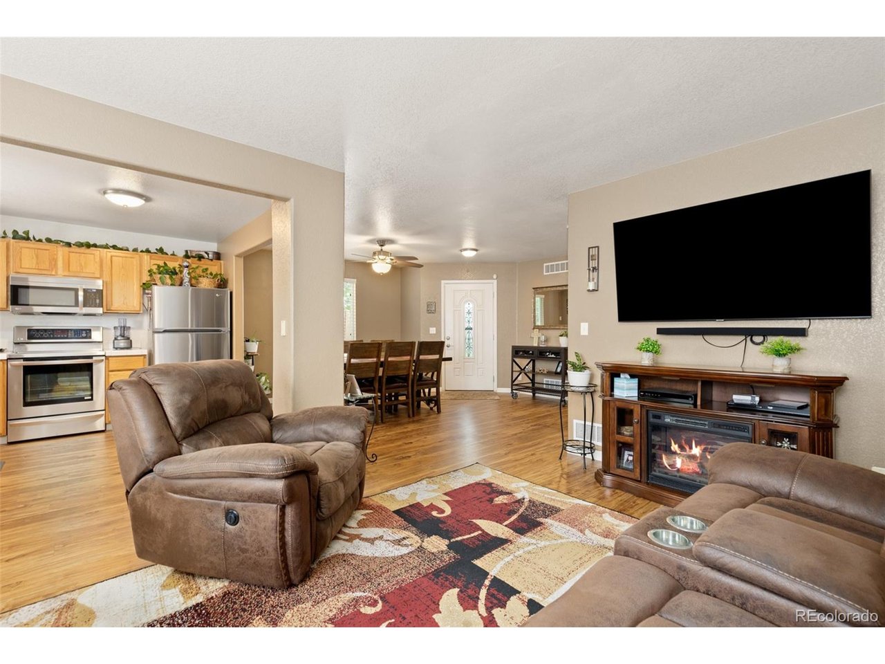 425 W 91st Cir
