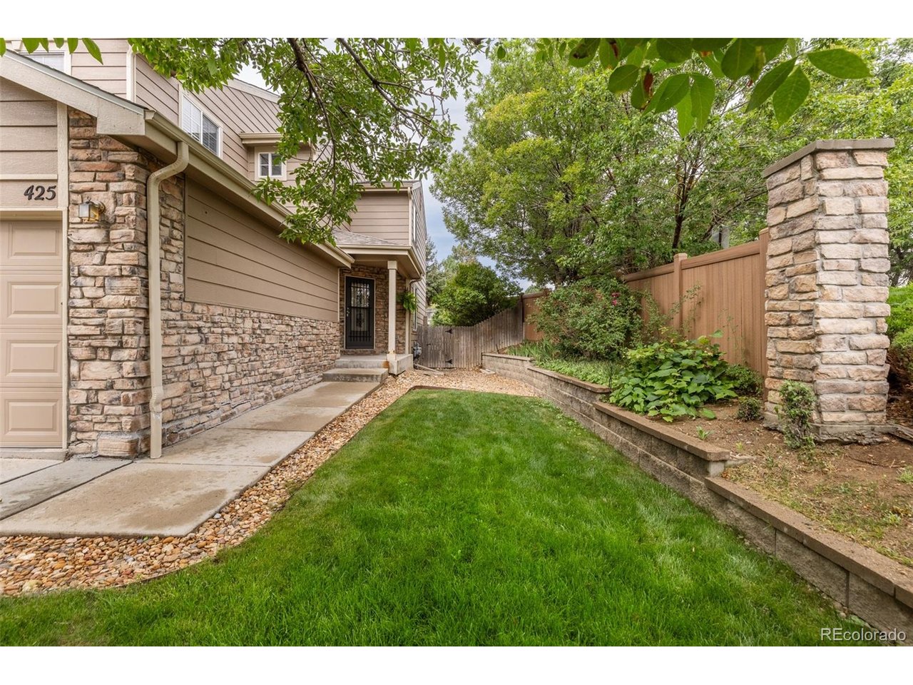 425 W 91st Cir