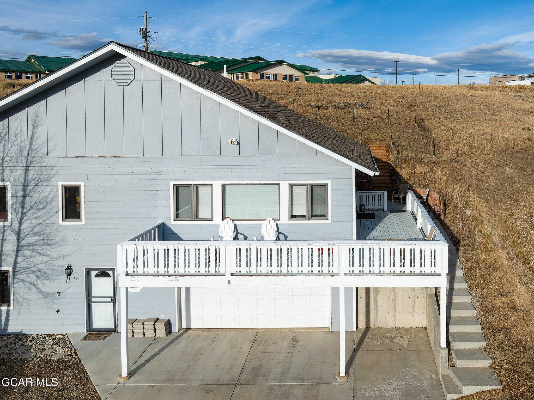 437 West GARNET Avenue