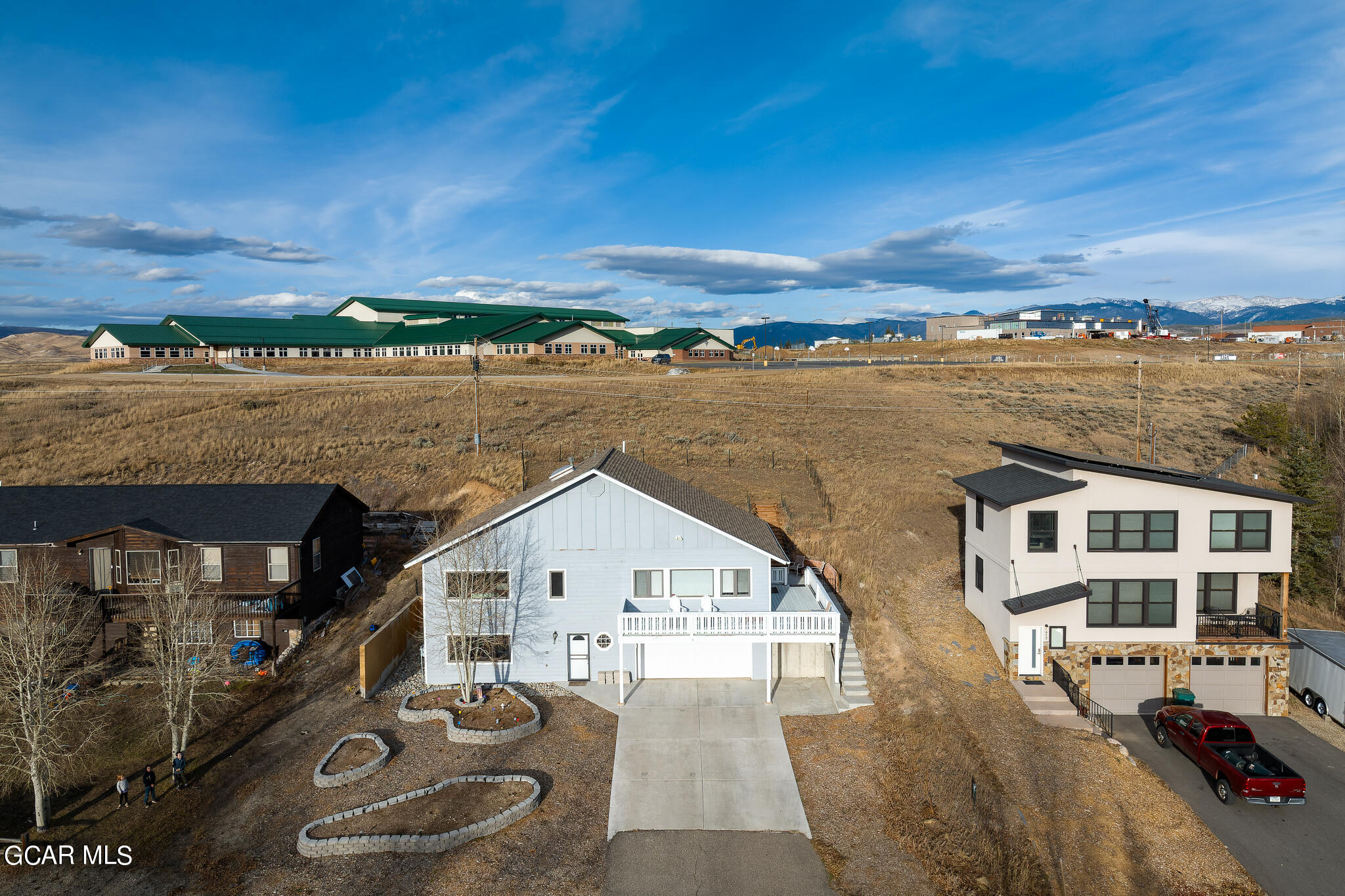 437 West GARNET Avenue