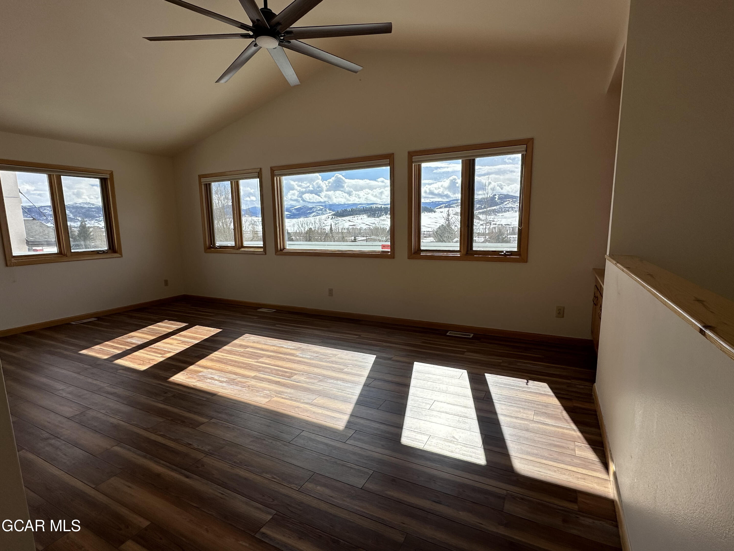 437 West GARNET Avenue