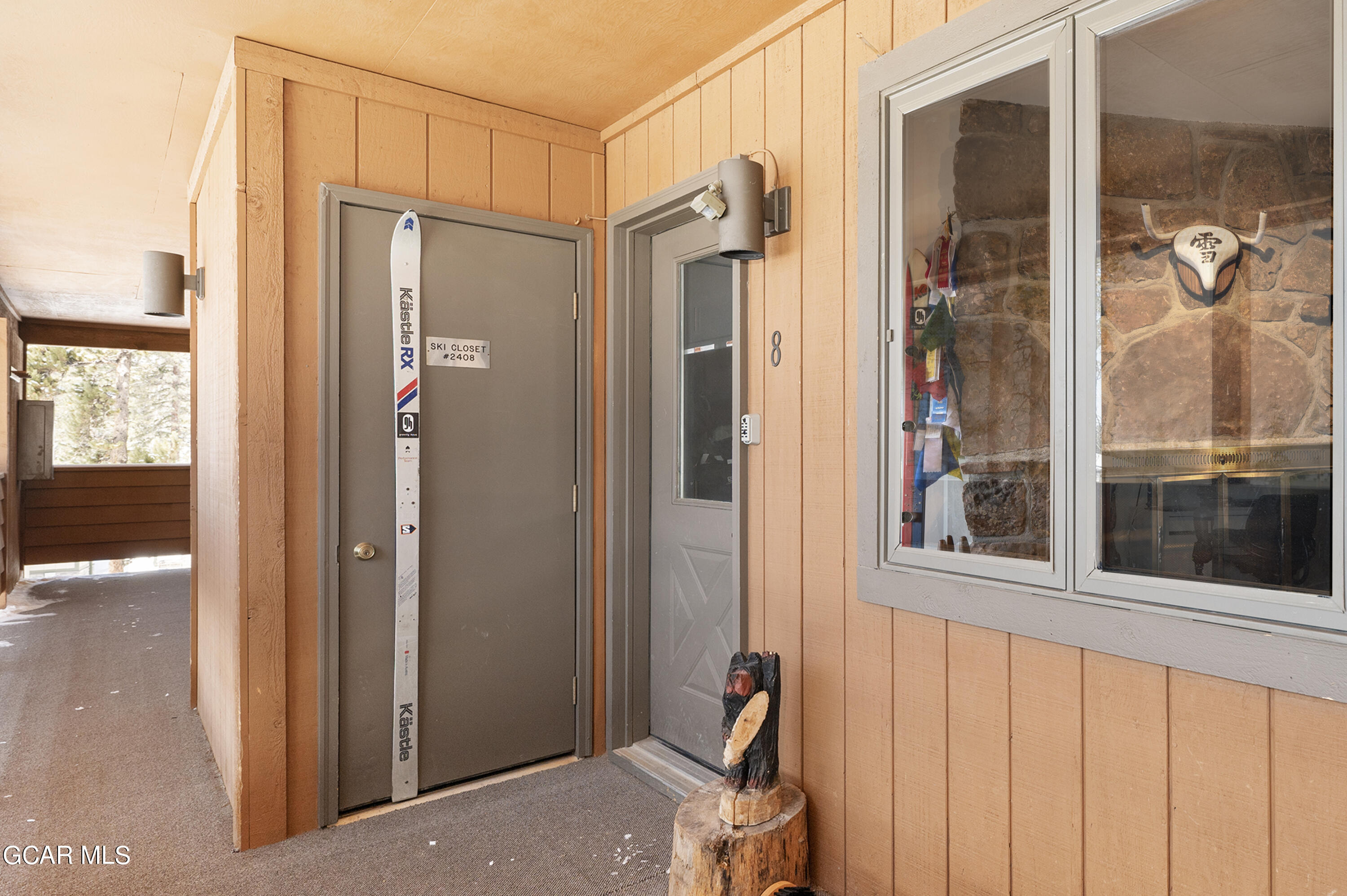 480 HI COUNTRY Drive 24-8