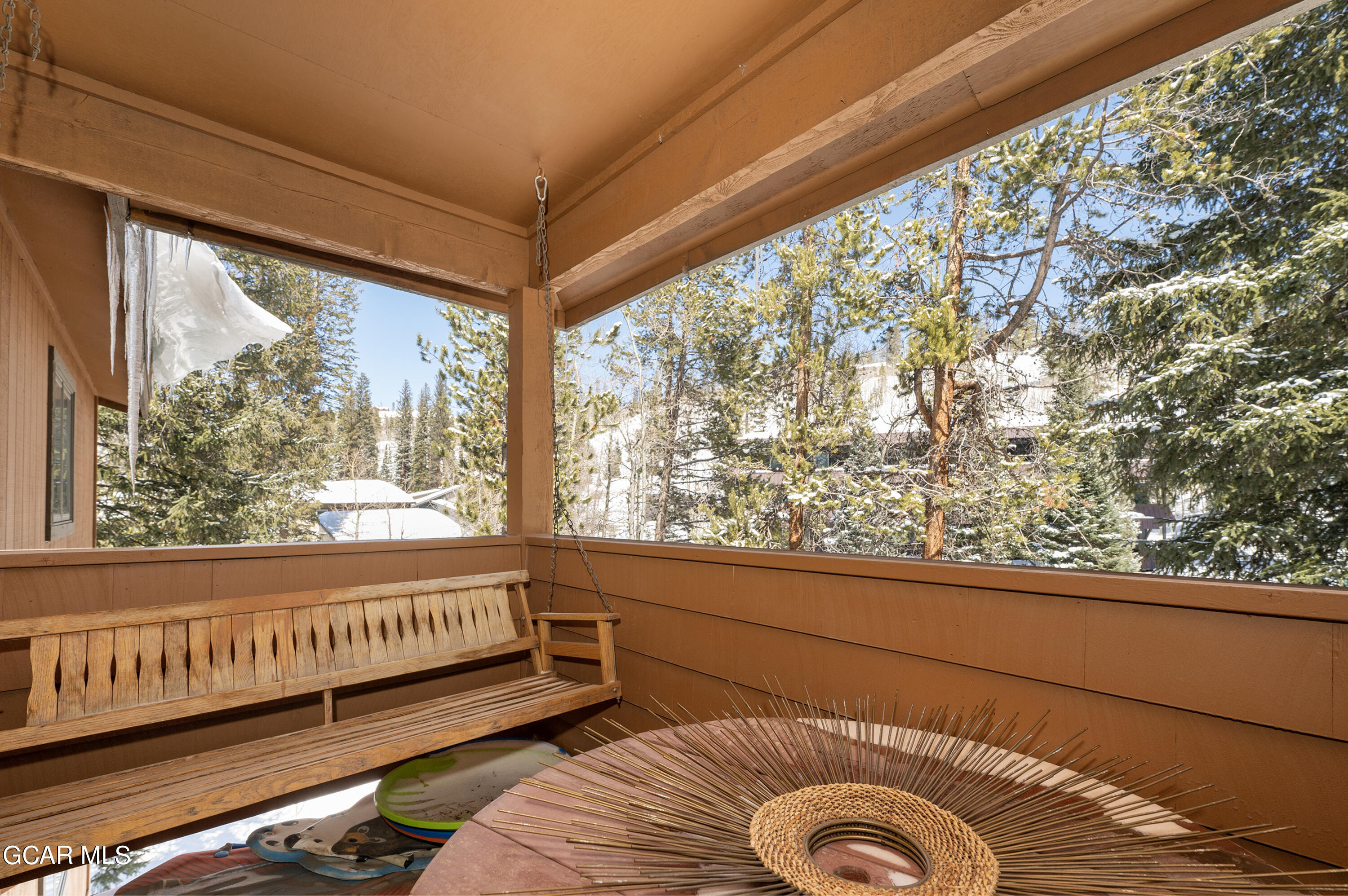 480 HI COUNTRY Drive 24-8