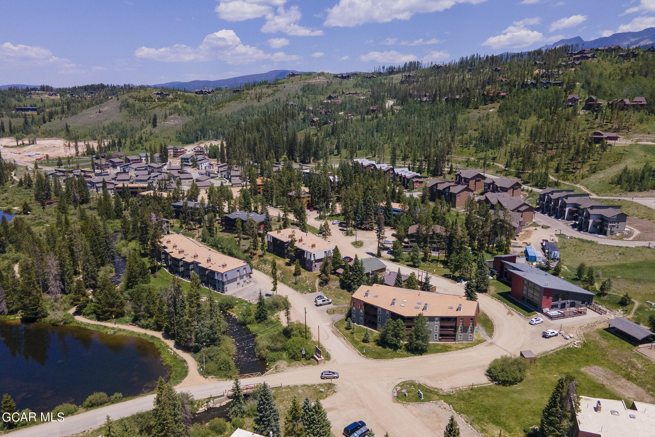 480 HI COUNTRY Drive 24-8