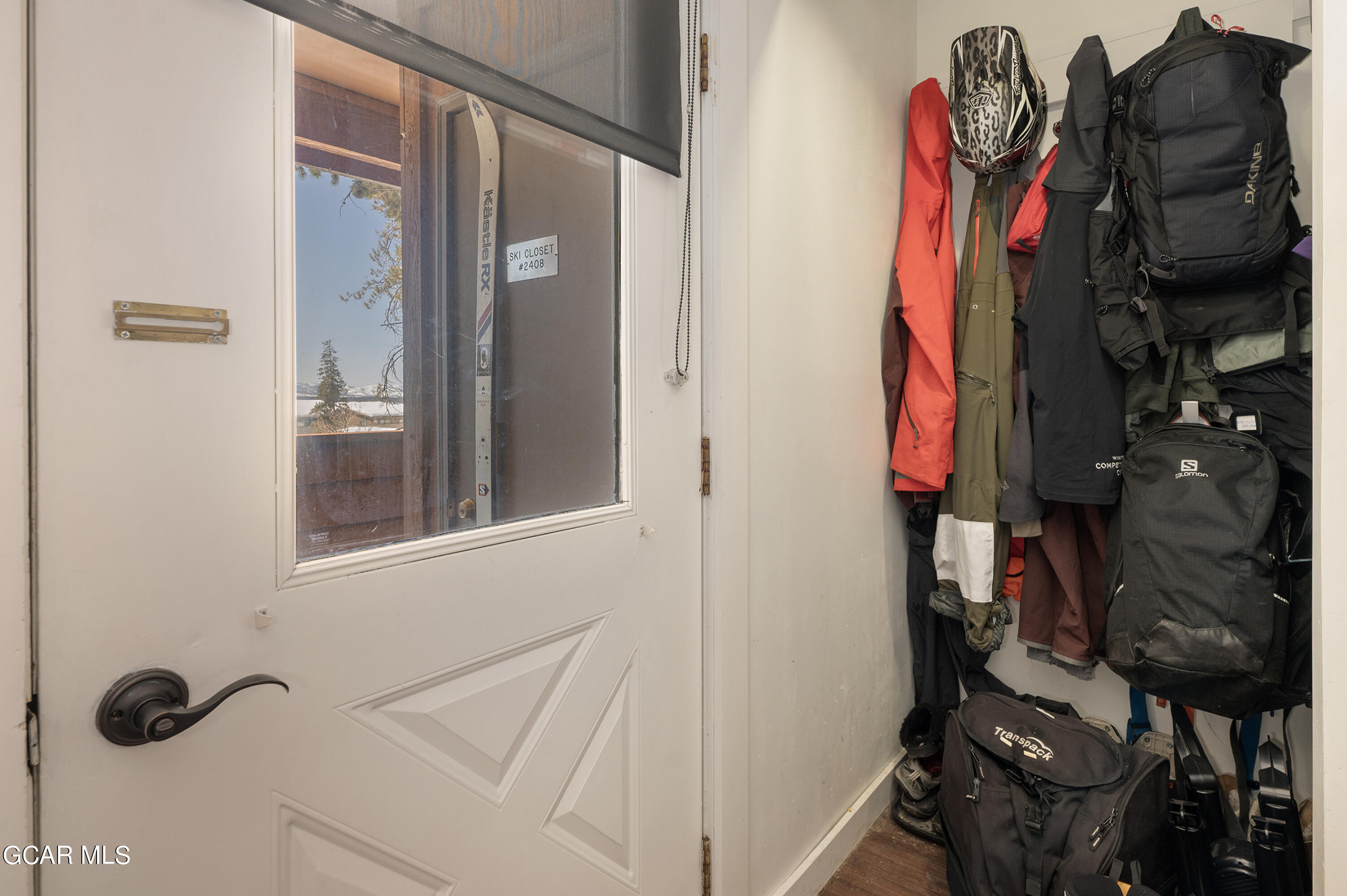 480 HI COUNTRY Drive 24-8