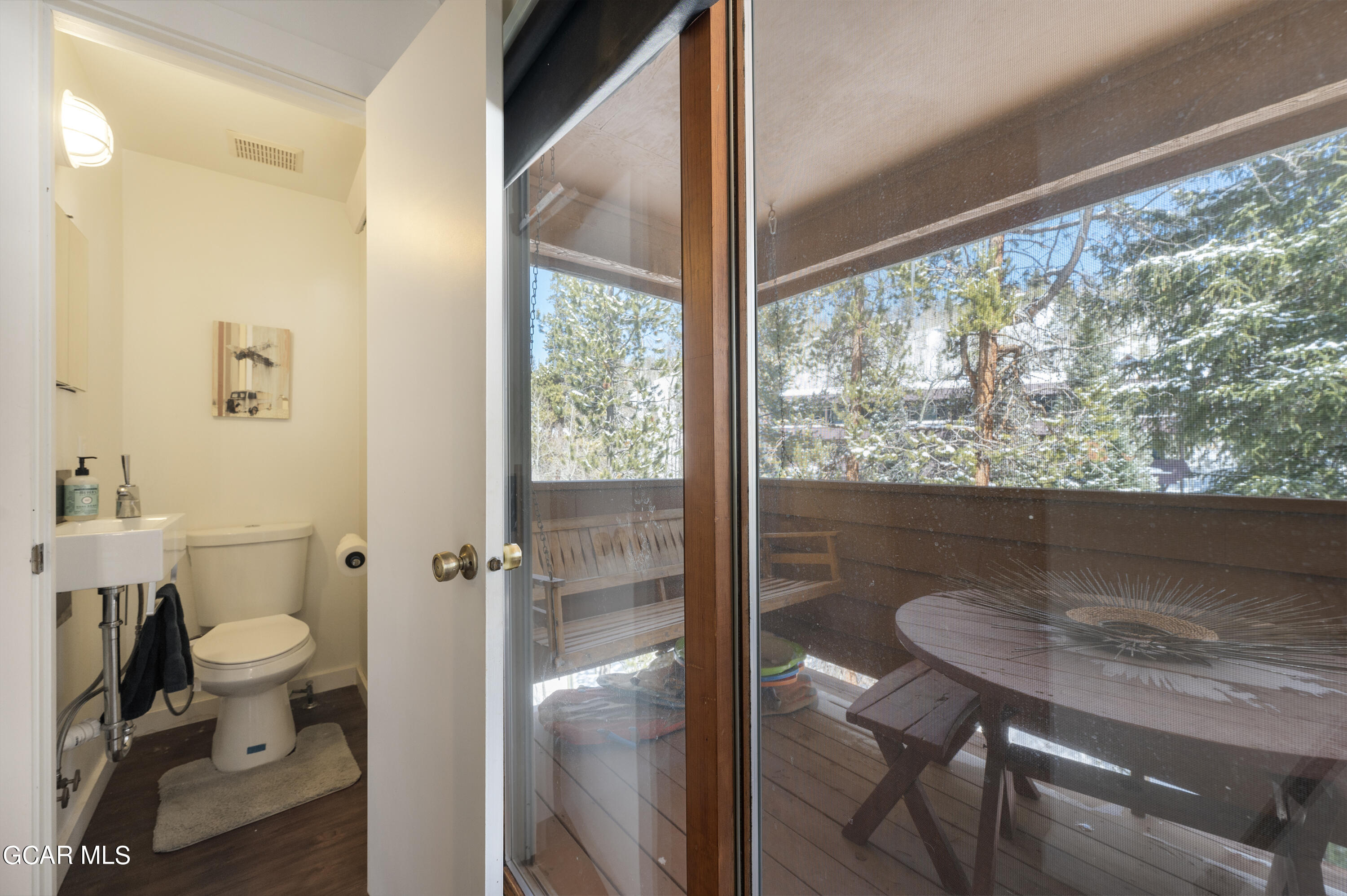 480 HI COUNTRY Drive 24-8