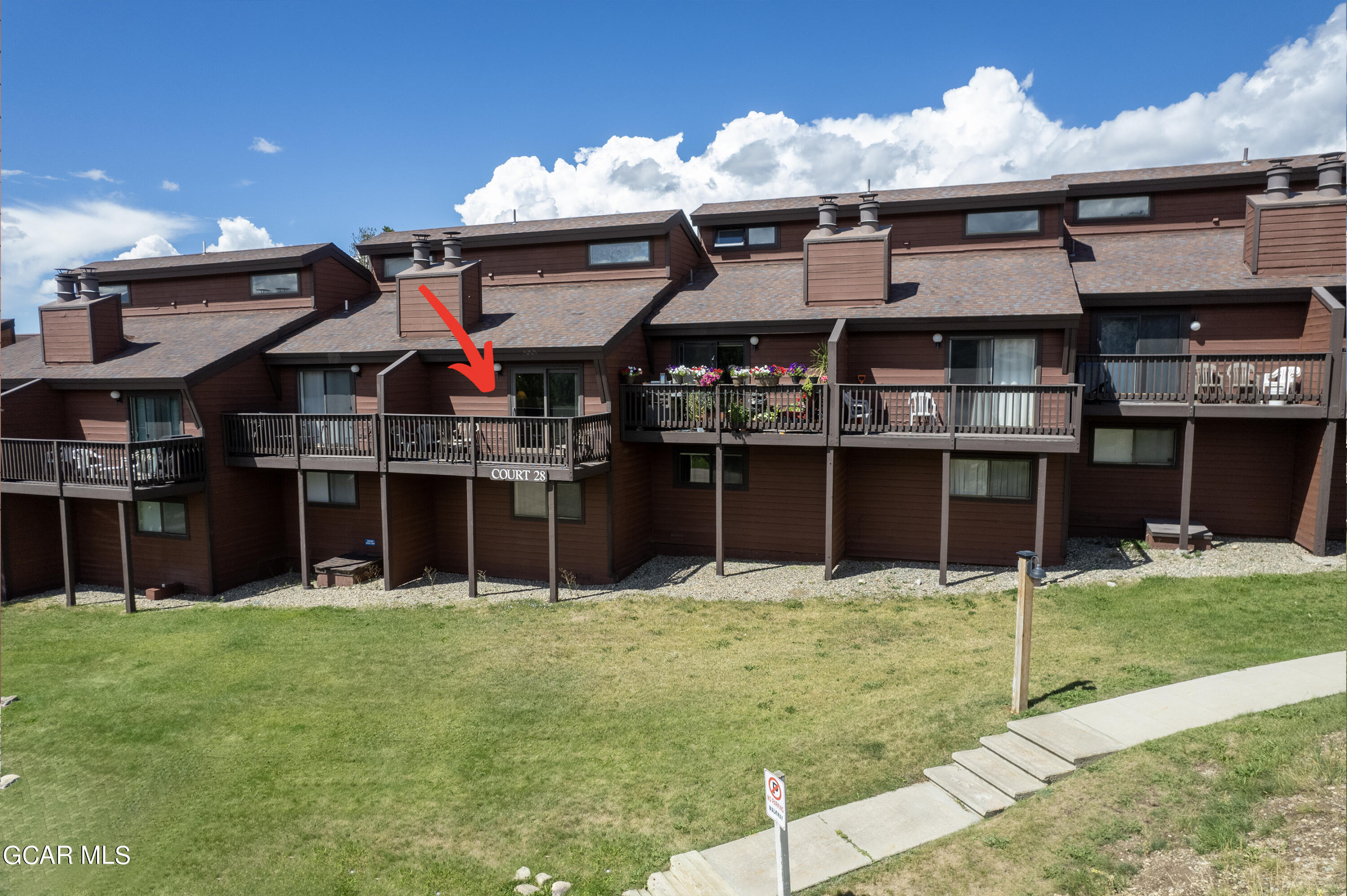 415 GCR 832 AKA Meadow Mile 4