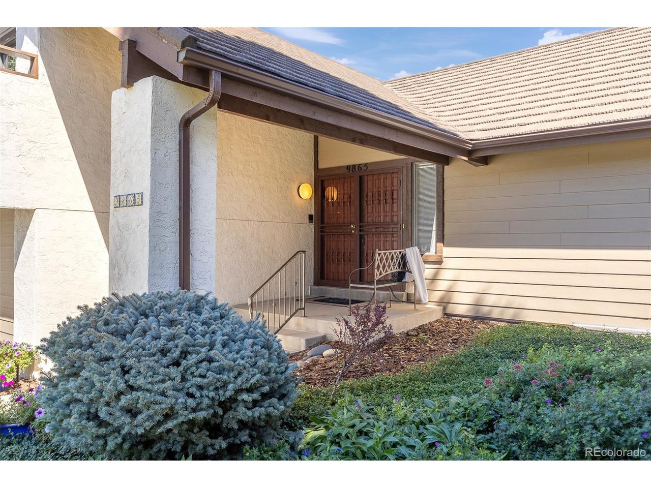 9865 E Crestline Cir