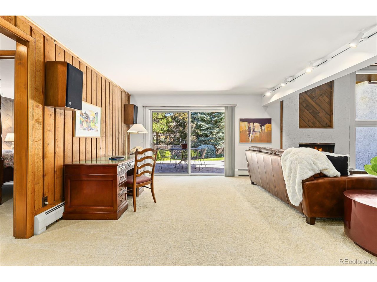 9865 E Crestline Cir