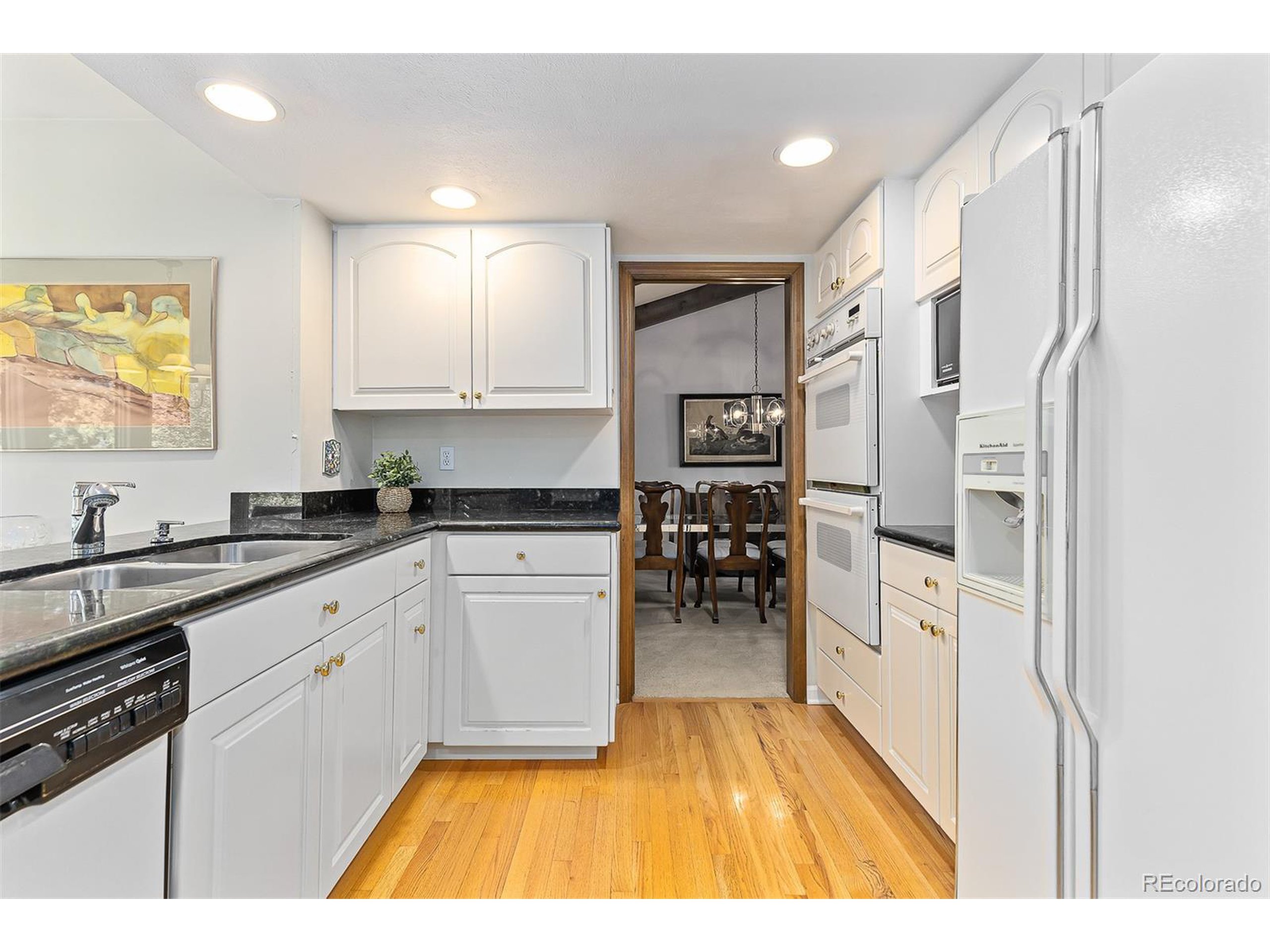 9865 E Crestline Cir