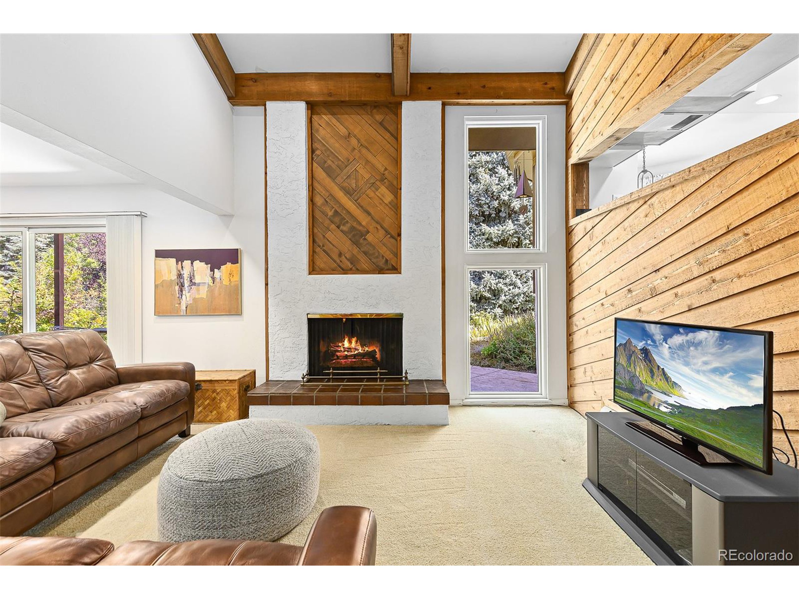 9865 E Crestline Cir