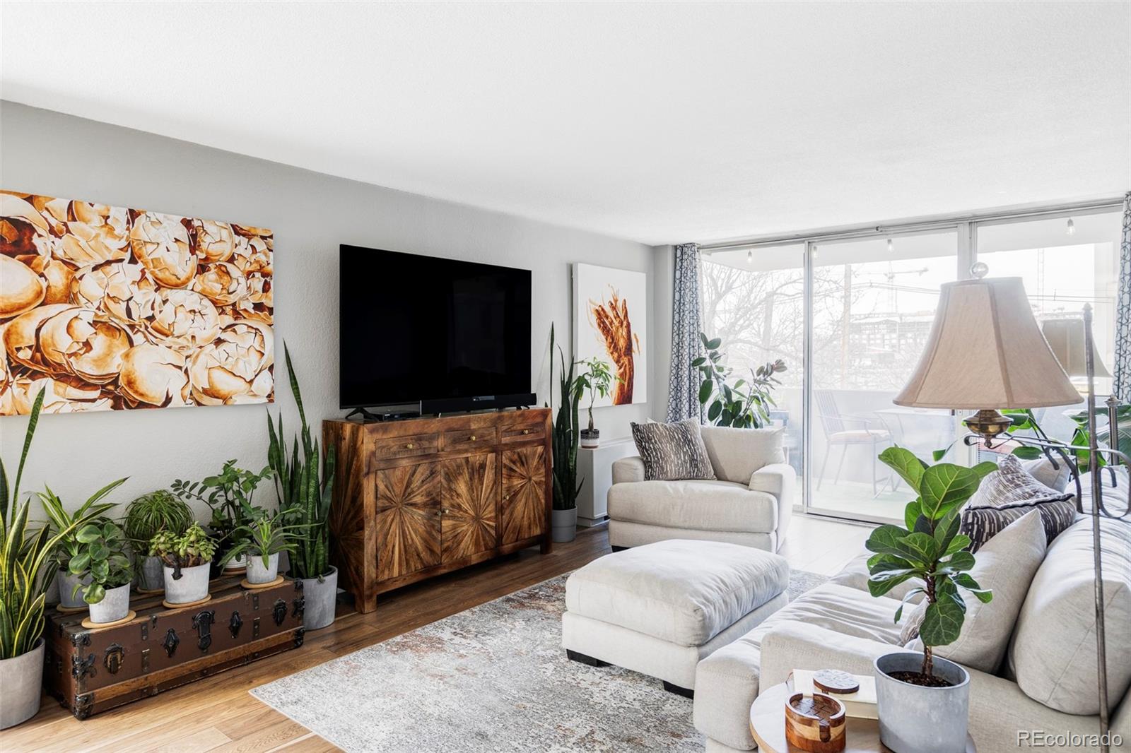 909 N Logan Street Unit: 3A