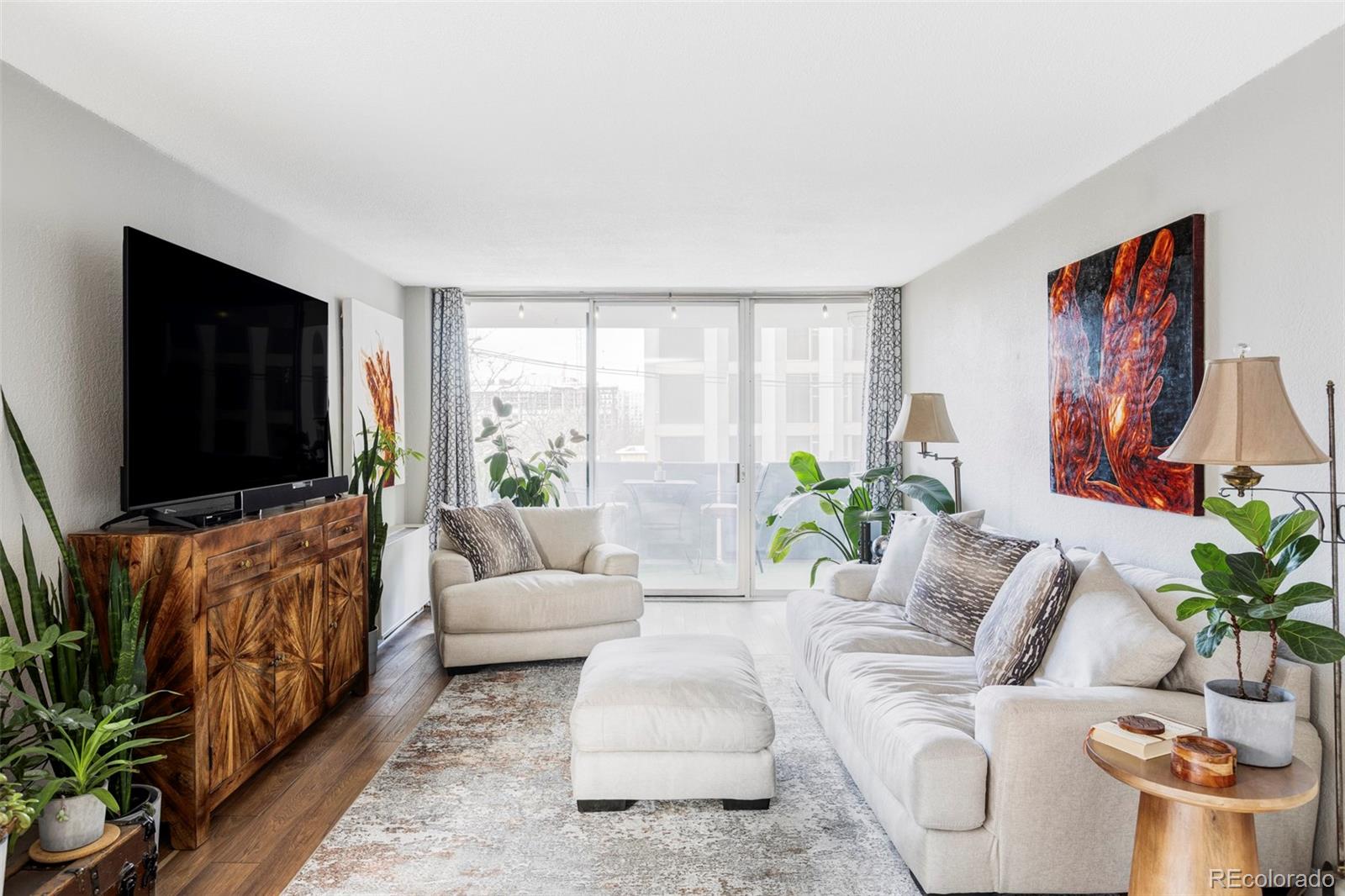 909 N Logan Street Unit: 3A