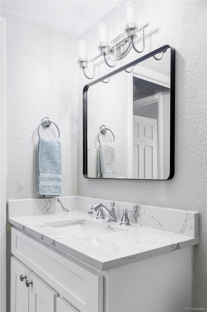 909 N Logan Street Unit: 3A