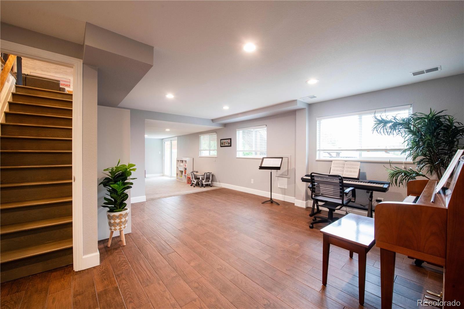 1414 S Zang Street