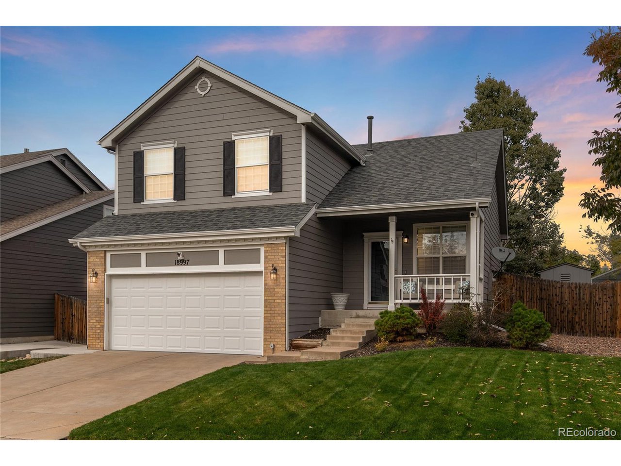 18997 E Crestridge Cir