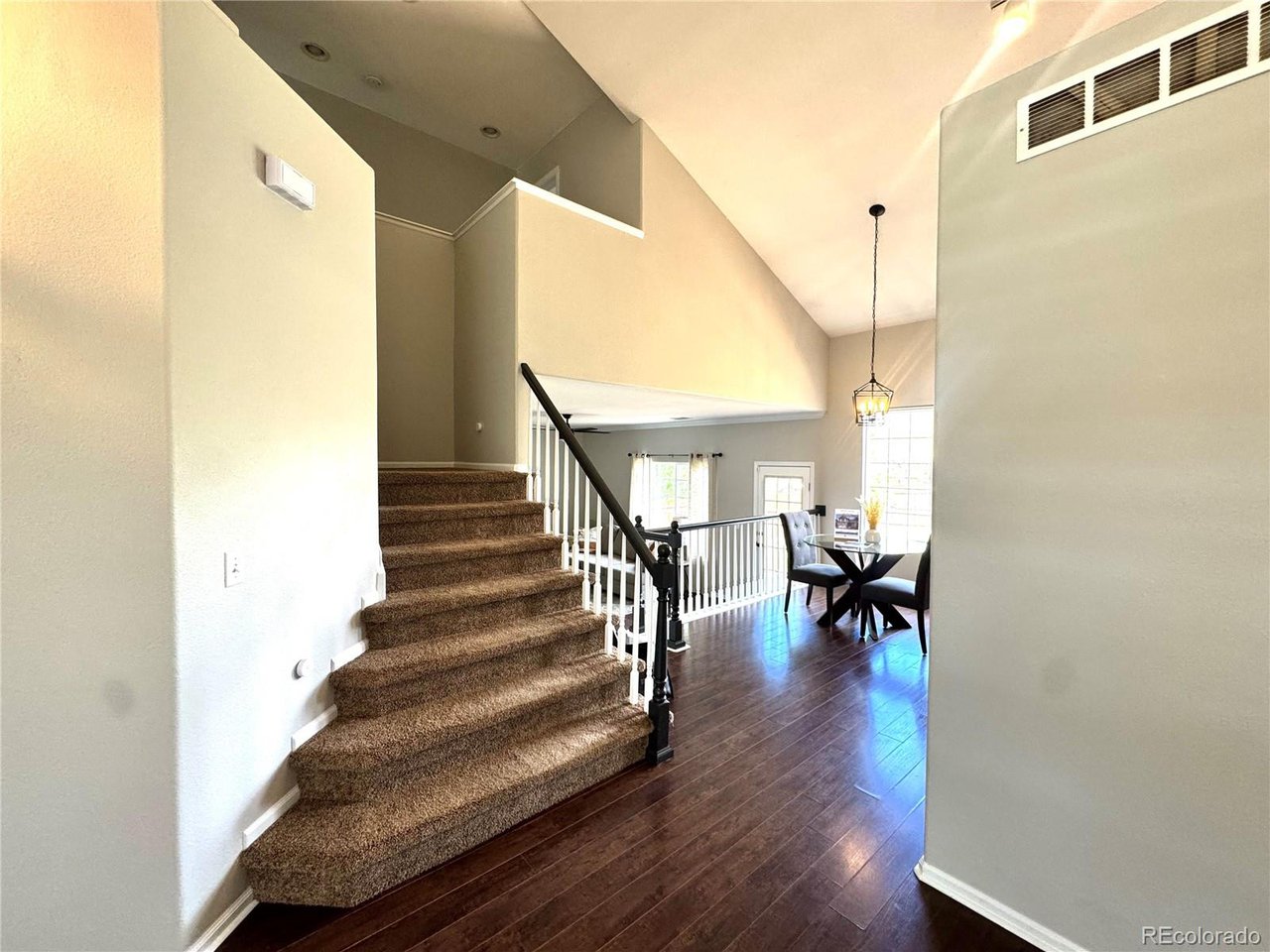 18997 E Crestridge Cir