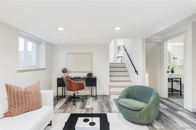 360 S Hoyt Street