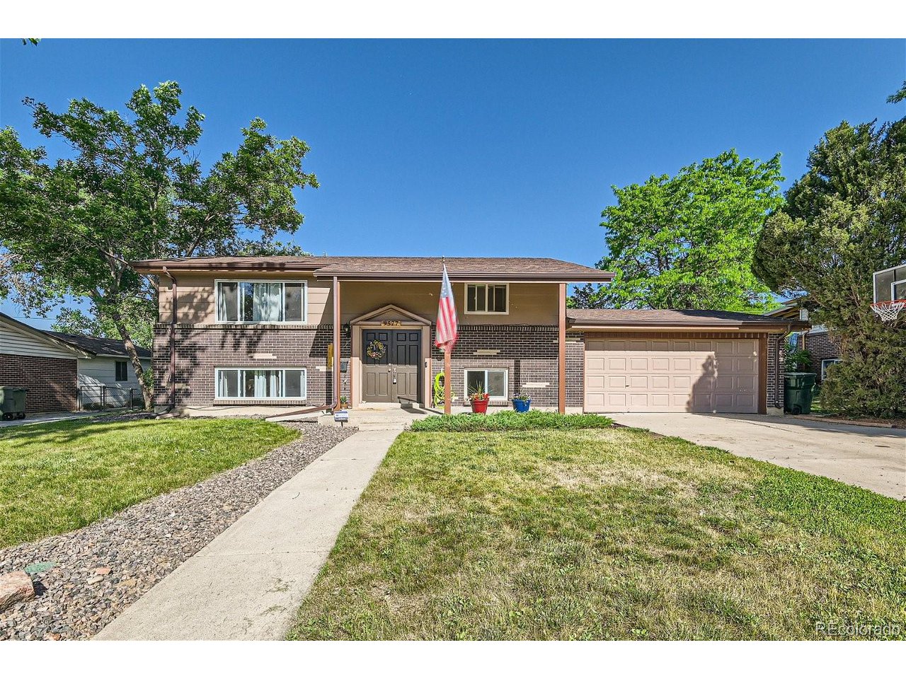 9577 Pelon Dr