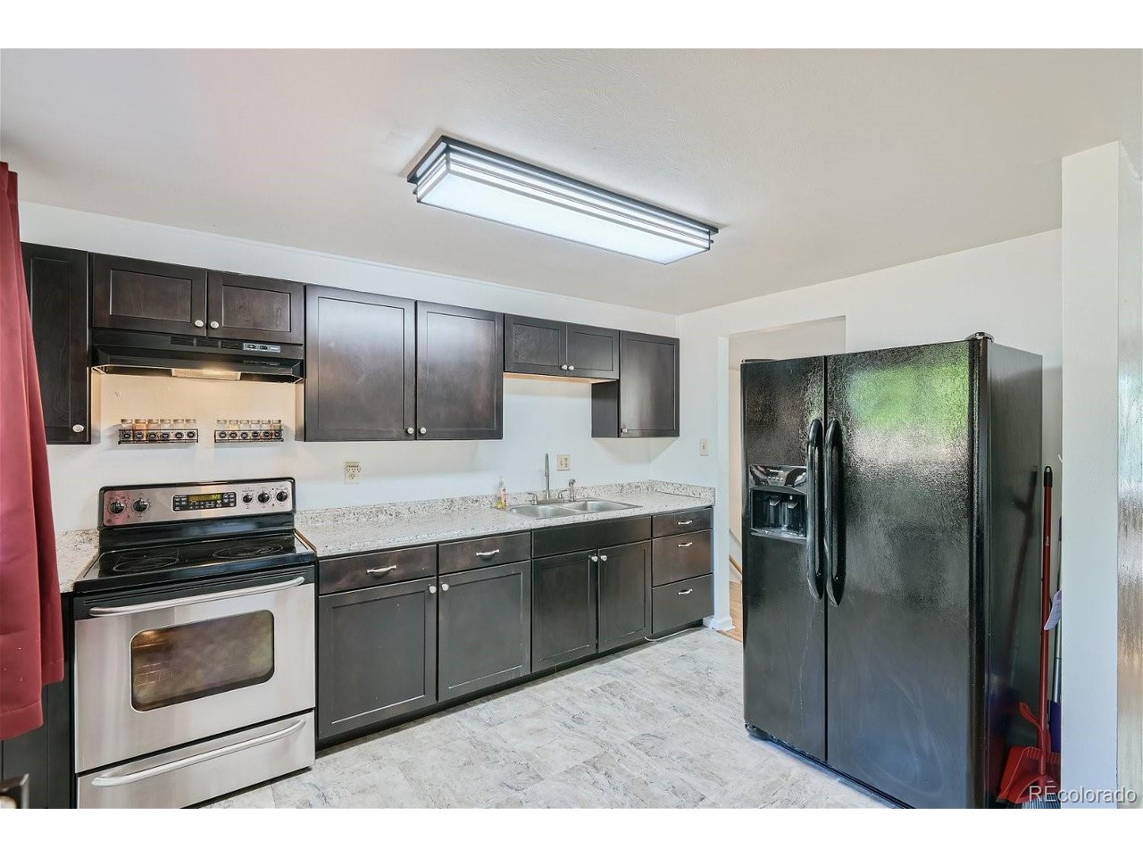 9577 Pelon Dr