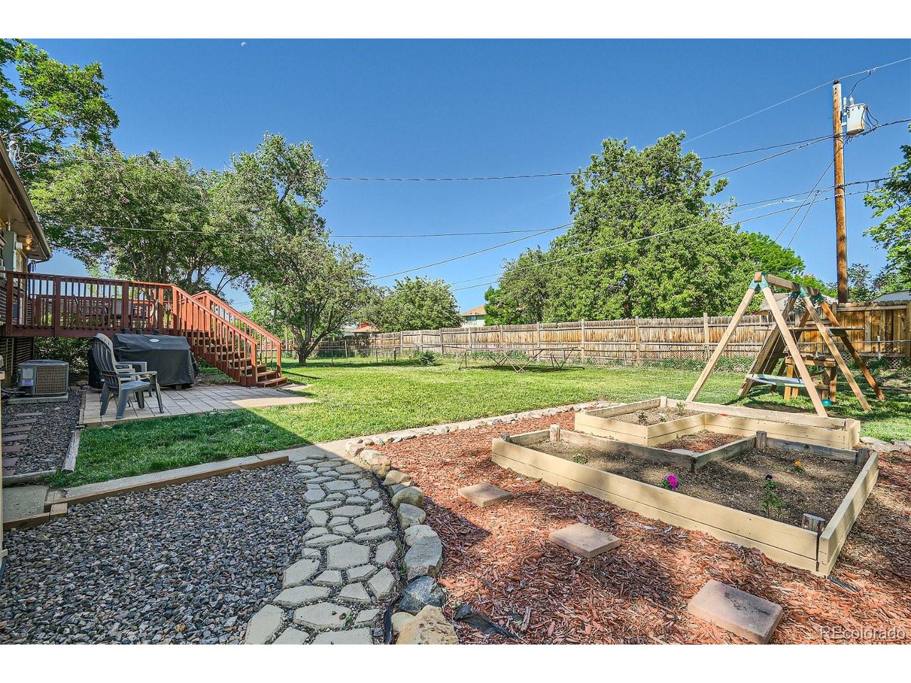 9577 Pelon Dr