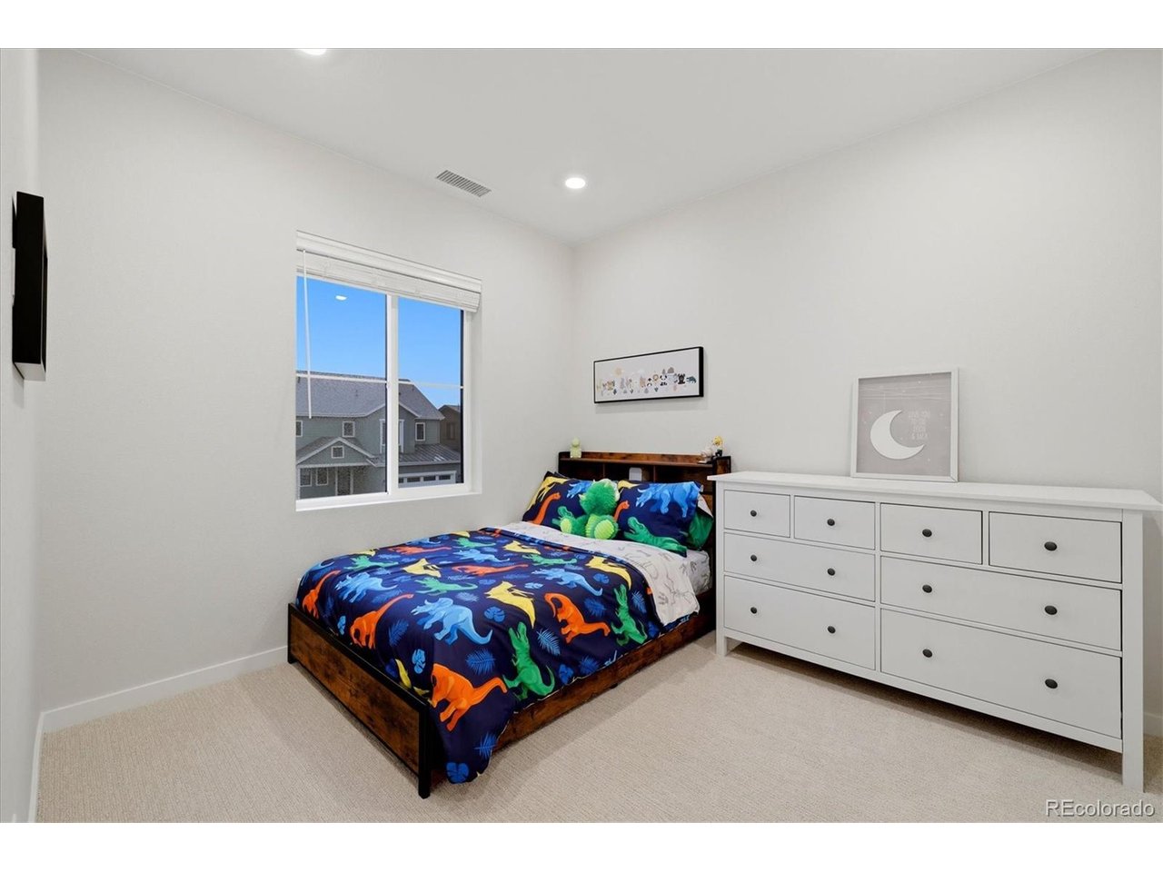 8908 Buttonwillow Dr