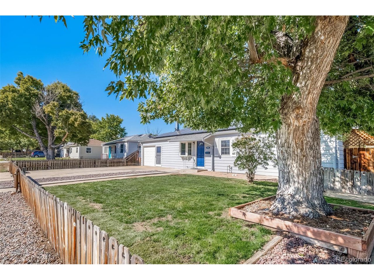 2141 Carrol Ct